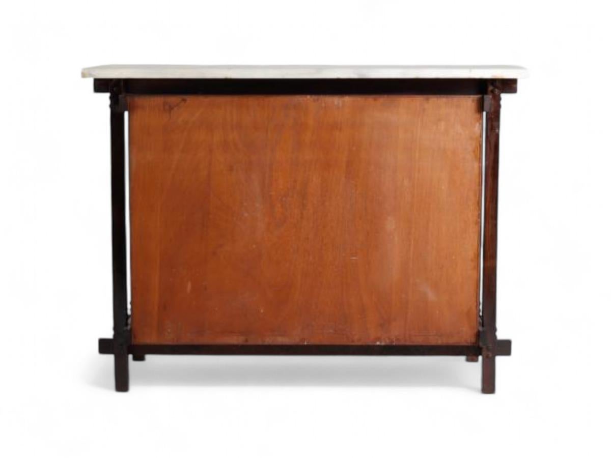 Buffet ou coffre moderne brésilien en bois de feuillus et marbre par Tora, vers les années 1960 en vente 4