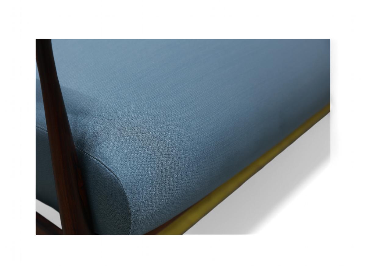Canapé moderne brésilien en bois dur et tissu bleu de Giuseppe Scapinelli, 1950 en vente 2