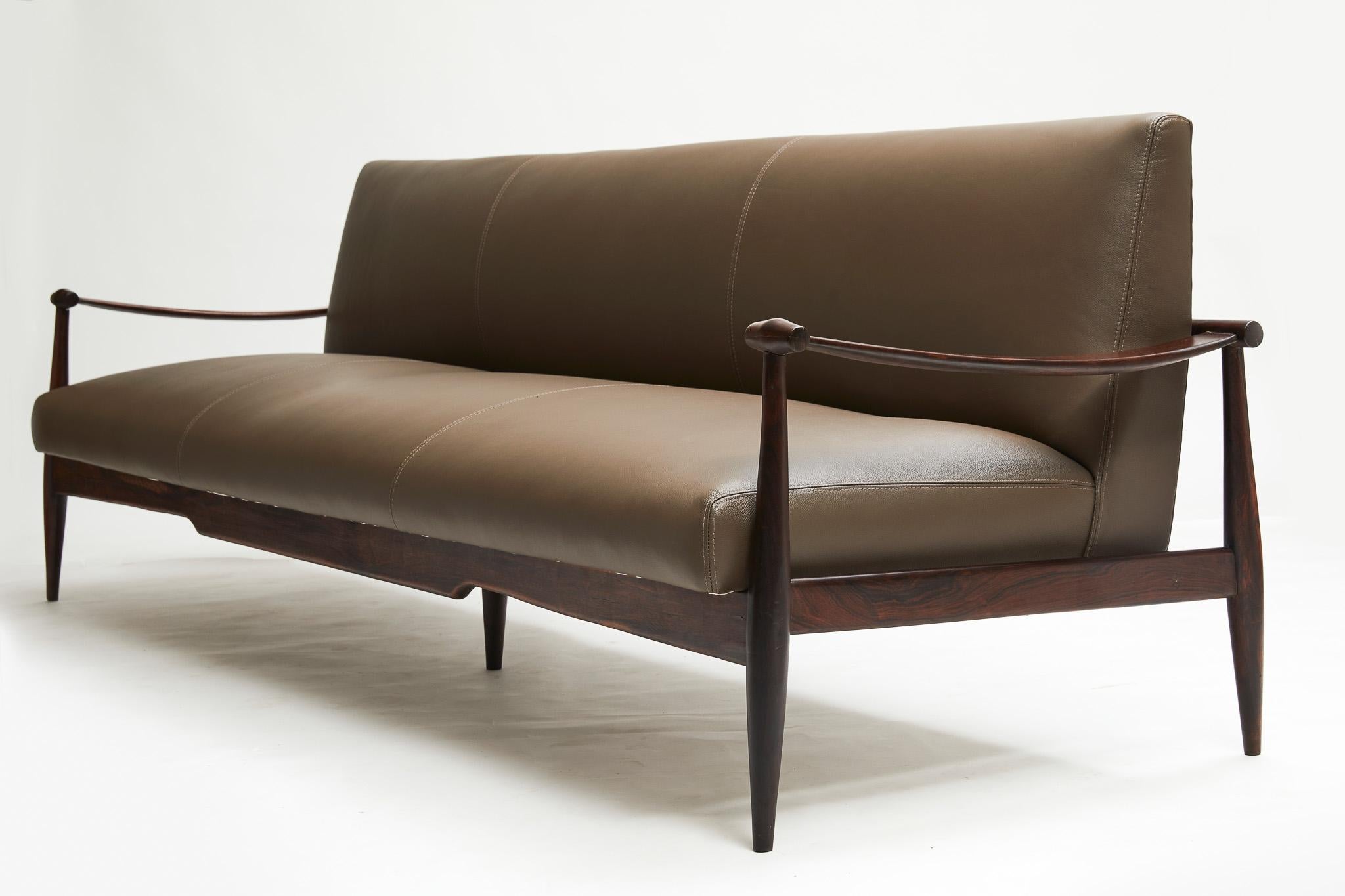 Hand-Carved Brazilian Modern Sofa in Hardwood & Brown Leather by Liceu De Artes 1960