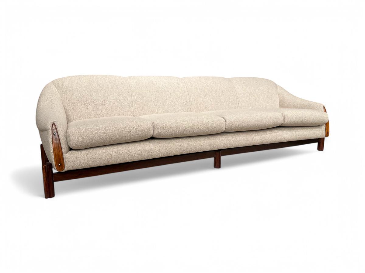 Brazilian Modern Sofa in Hardwood, Camel Boucle, Cimo, 1960ss 1