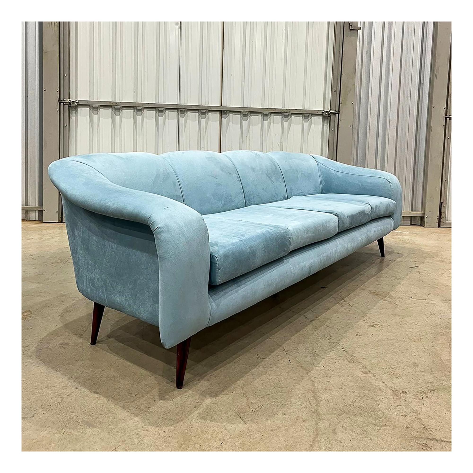 Brazilian Modern Sofa in Hardwood & Light Blue Fabric, Joaquim Tenreiro, c. 1960 For Sale 5