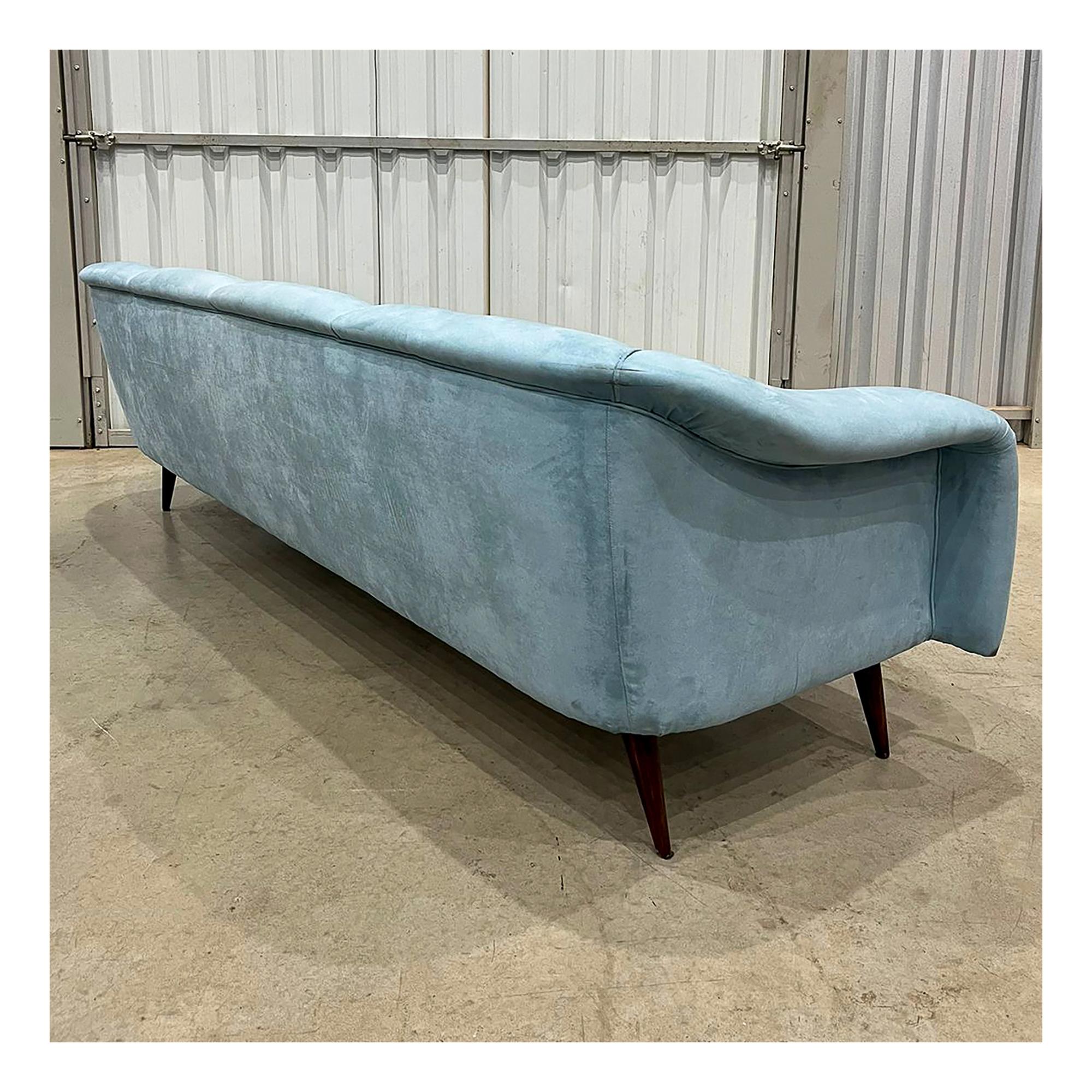 Brazilian Modern Sofa in Hardwood & Light Blue Fabric, Joaquim Tenreiro, c. 1960 For Sale 6