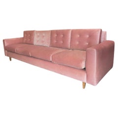 Canapé moderne brésilien en bois dur et velours rose, Joaquim Tenreiro, années 1960