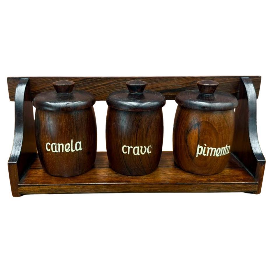 Porte-épices moderne brésilien avec 3 conteneurs en bois dur, Casa Finland, années 1960 en vente