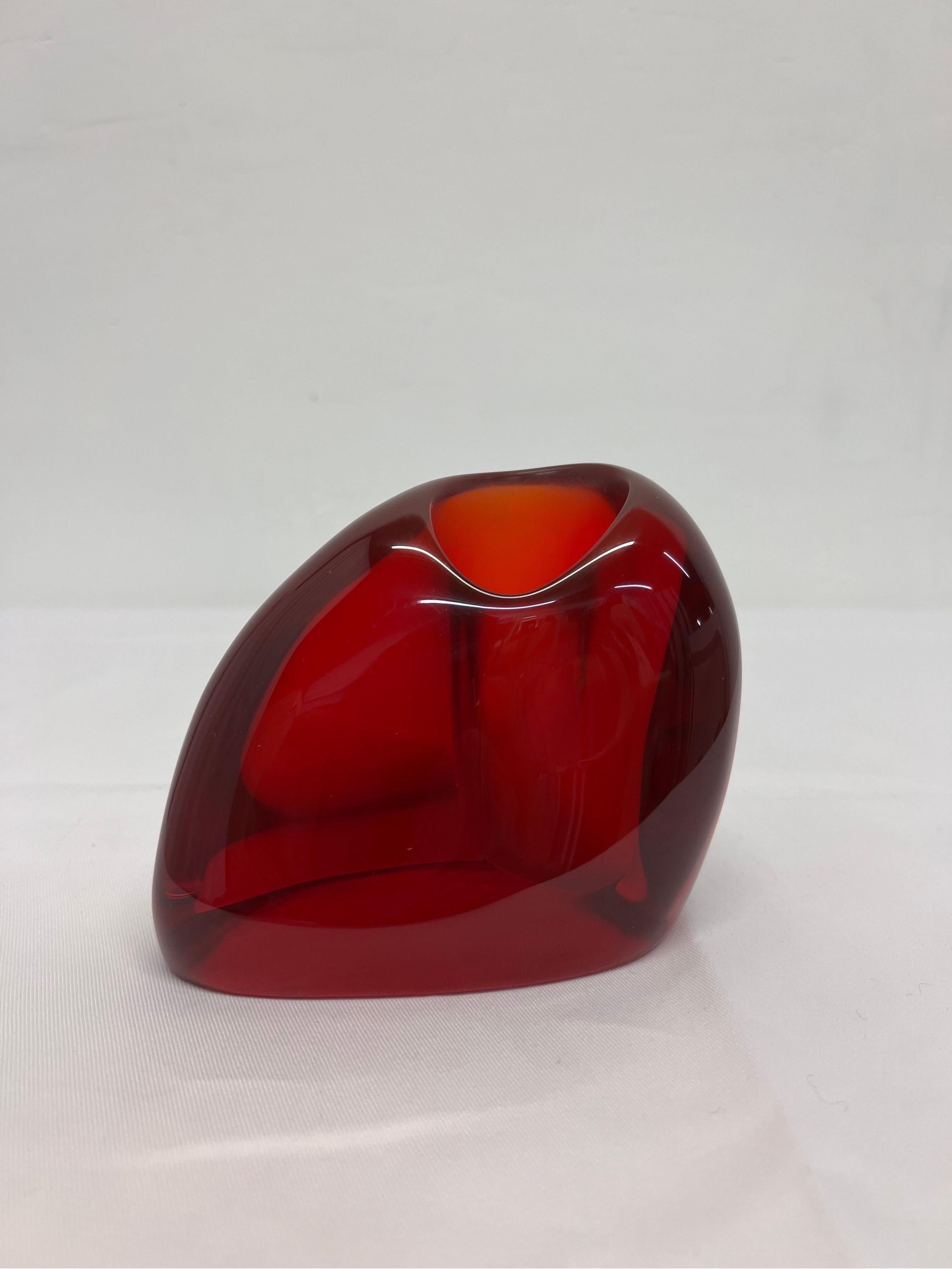 Postmodern translucent red bud vase made of molded resin, Brazil 1980s.