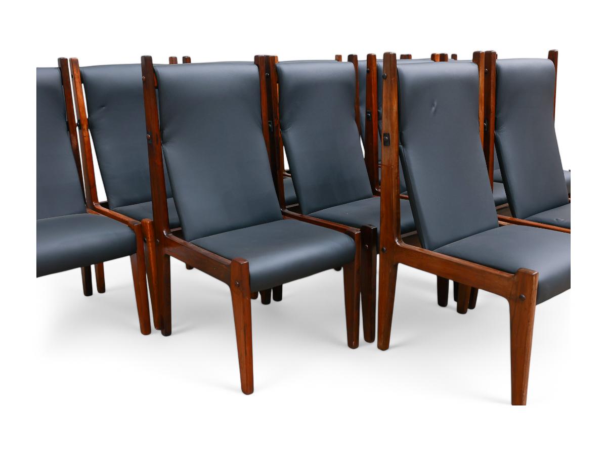 Mid-Century Modern Brazilian Modern Twelve Chair Set in Hardwood & Leather, Sergio Rodrigues, 1960s For Sale