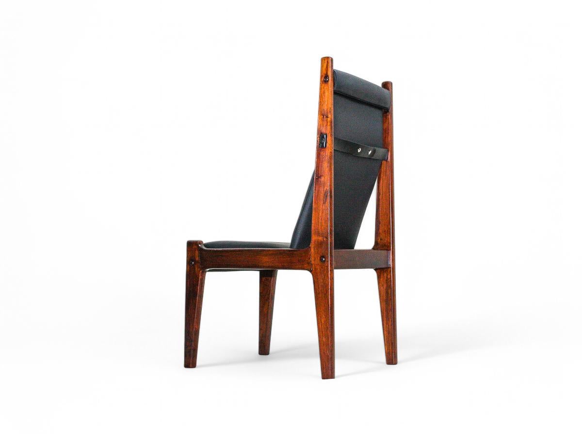 Brazilian Modern Twelve Chair Set in Hardwood & Leather, Sergio Rodrigues, 1960s For Sale 6