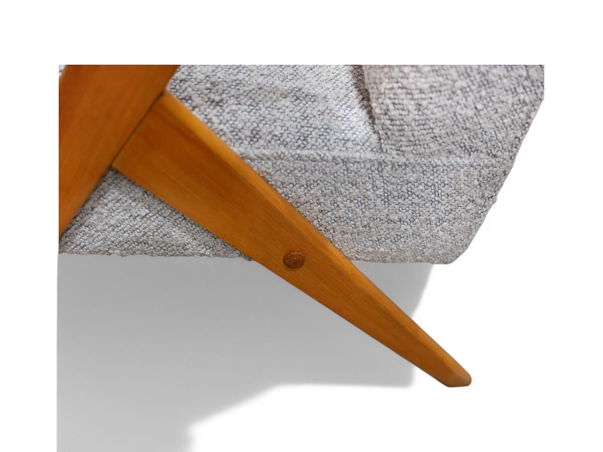 Brazilian Modern “Z” Armchair in Hardwood and Boucle, Jose Zanine Caldas, 1950s For Sale 2