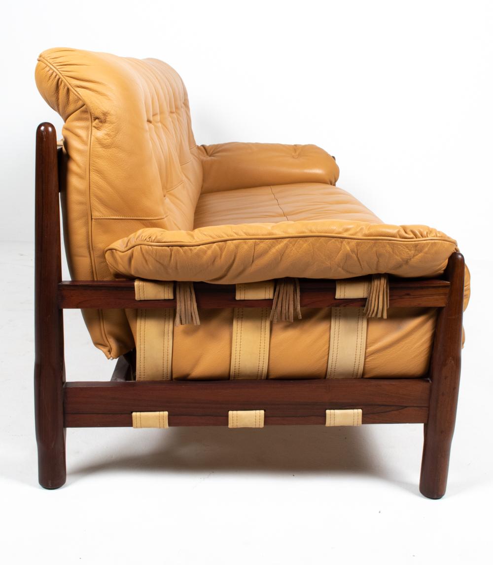 Brazilian Modernist Rosewood & Leather Sofa, circa 1970s For Sale 7