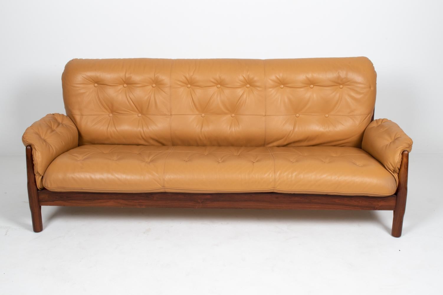 Mid-Century Modern Brazilian Modernist Rosewood & Leather Sofa, circa 1970s For Sale