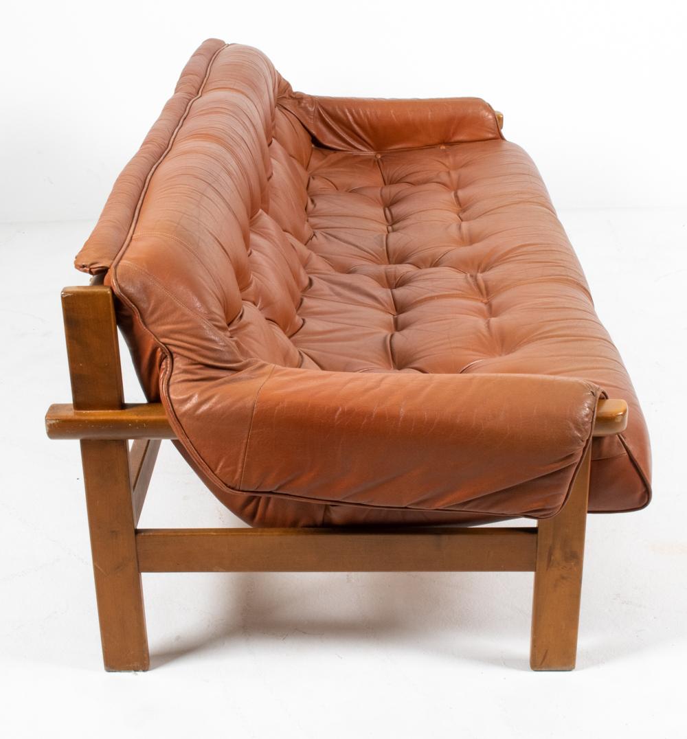 Brazilian Modernist Sofa in the Style of Percival Lafer, circa 1970s For Sale 4