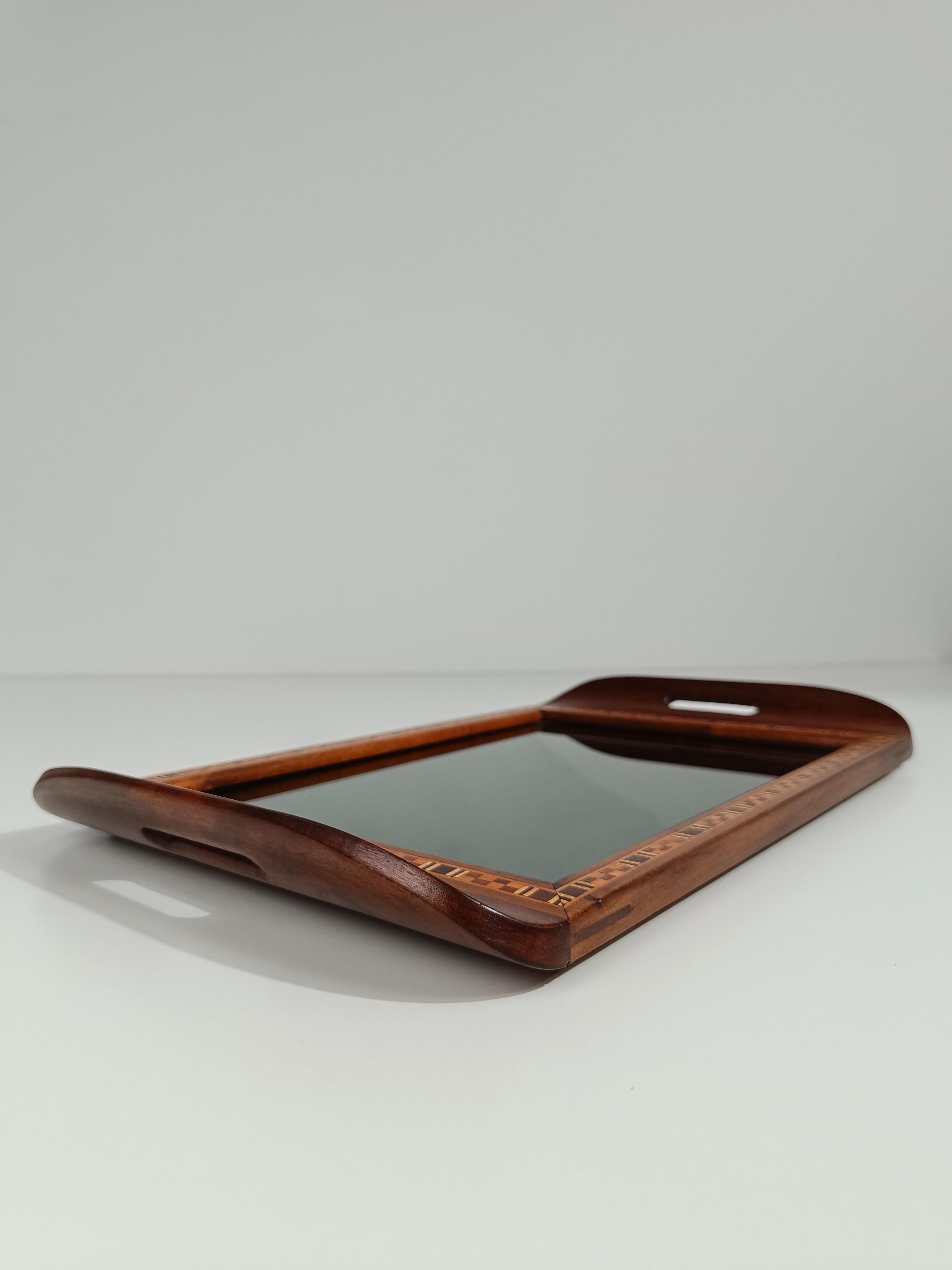 Brazilian modernist Tray designed by Carlos Zipperer Sobr in inlaid wood, 1960s 8