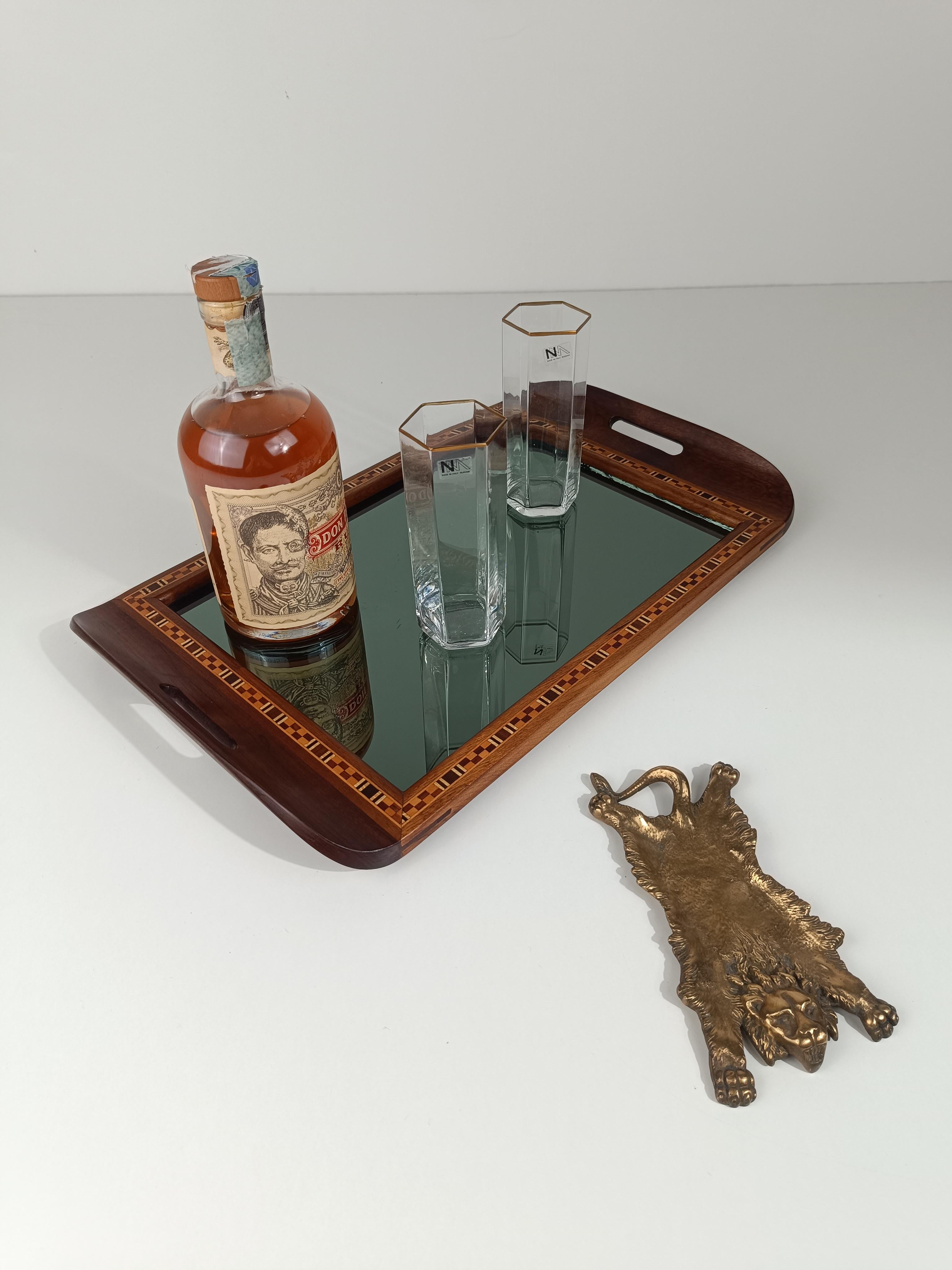 Hand-Crafted Brazilian modernist Tray designed by Carlos Zipperer Sobr in inlaid wood, 1960s