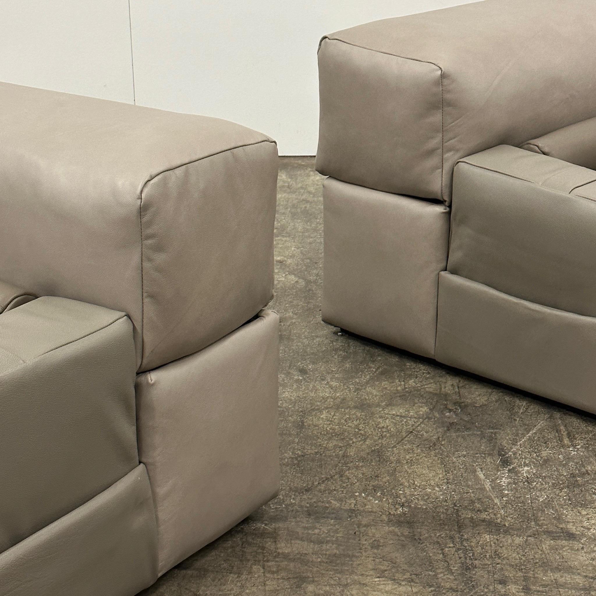 Modulares brasilianisches Leders Sofa/Stühle von Percival Lafer im Angebot 5