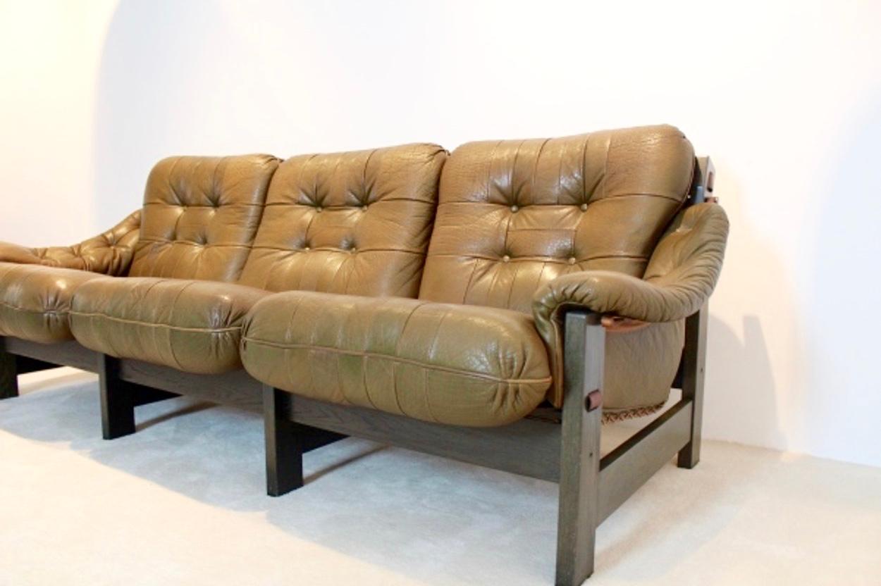 Brazilian Oak and Olive Green Leather 3-Seat Sofa, Jean Gillon For Sale 1