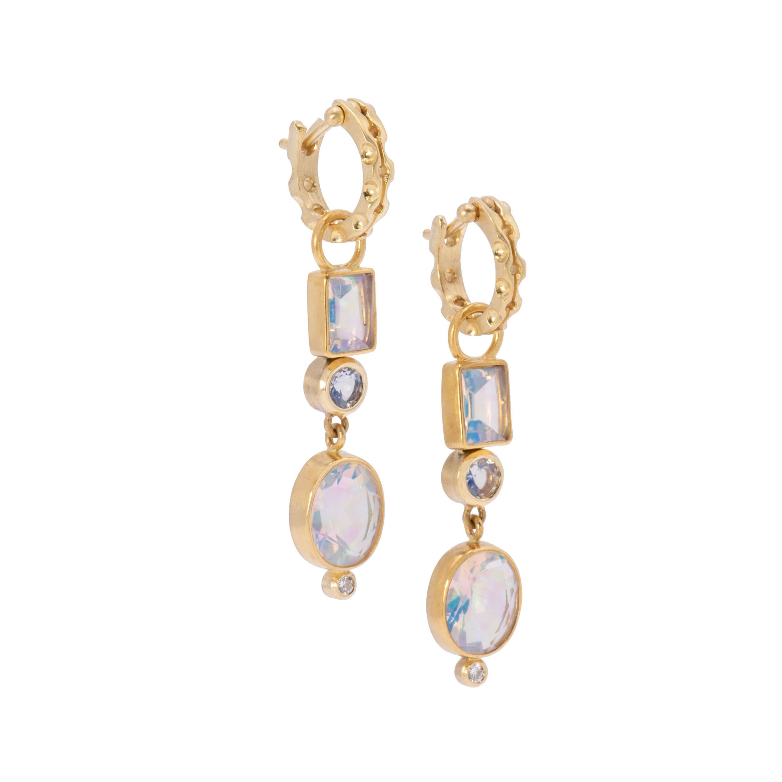 Brazilian Opal Victorian Keyhole Drop Earrings in 22 Karat and 18 Karat Gold In New Condition For Sale In Santa Fe, NM