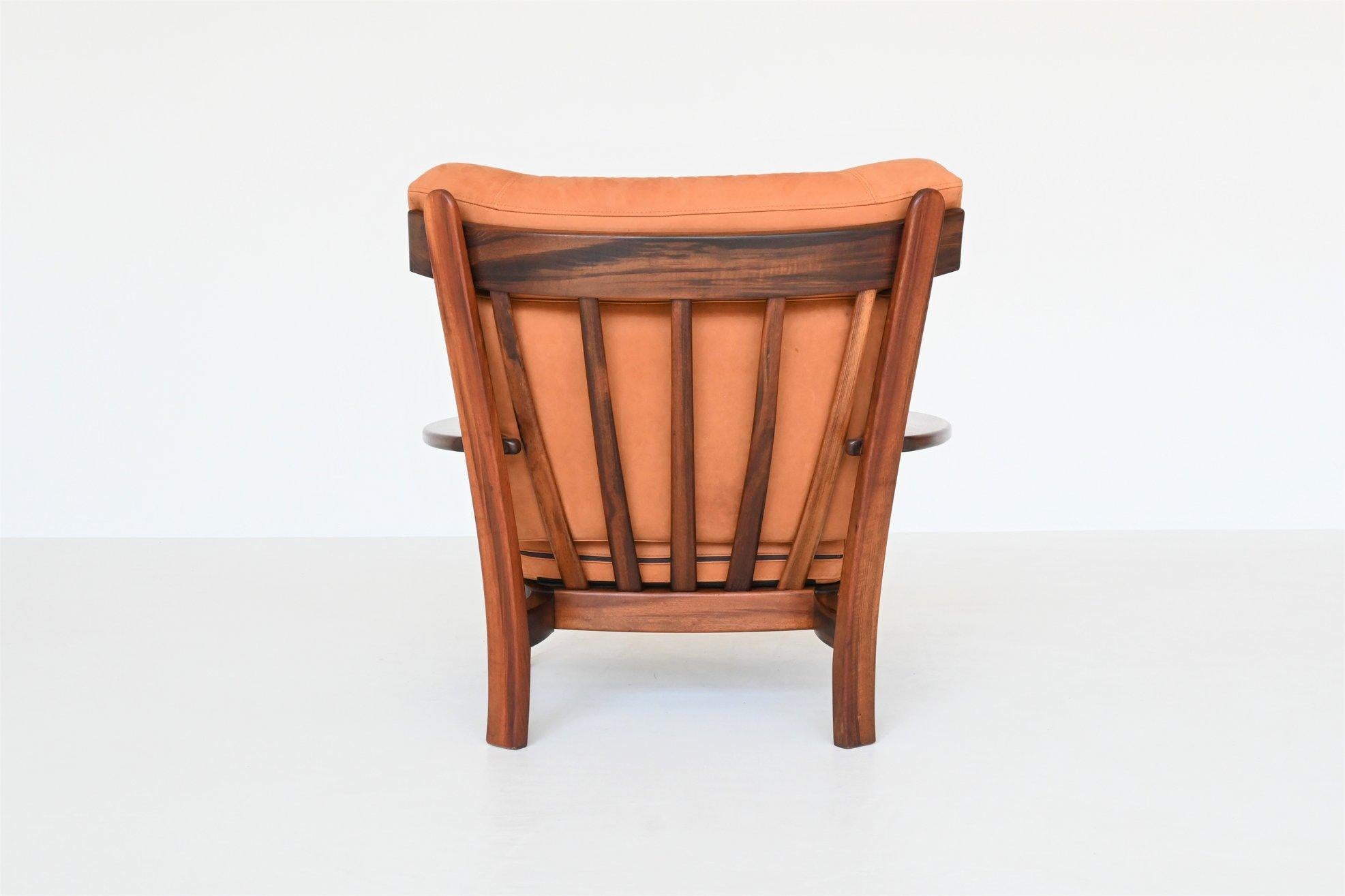 Brazilian Ox Lounge Chair Rosewood and Leather Brazil 1960 In Good Condition In Etten-Leur, NL