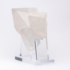 Brasilianischer Quarz-Cluster in natürlicher Form mit Acrylsockel