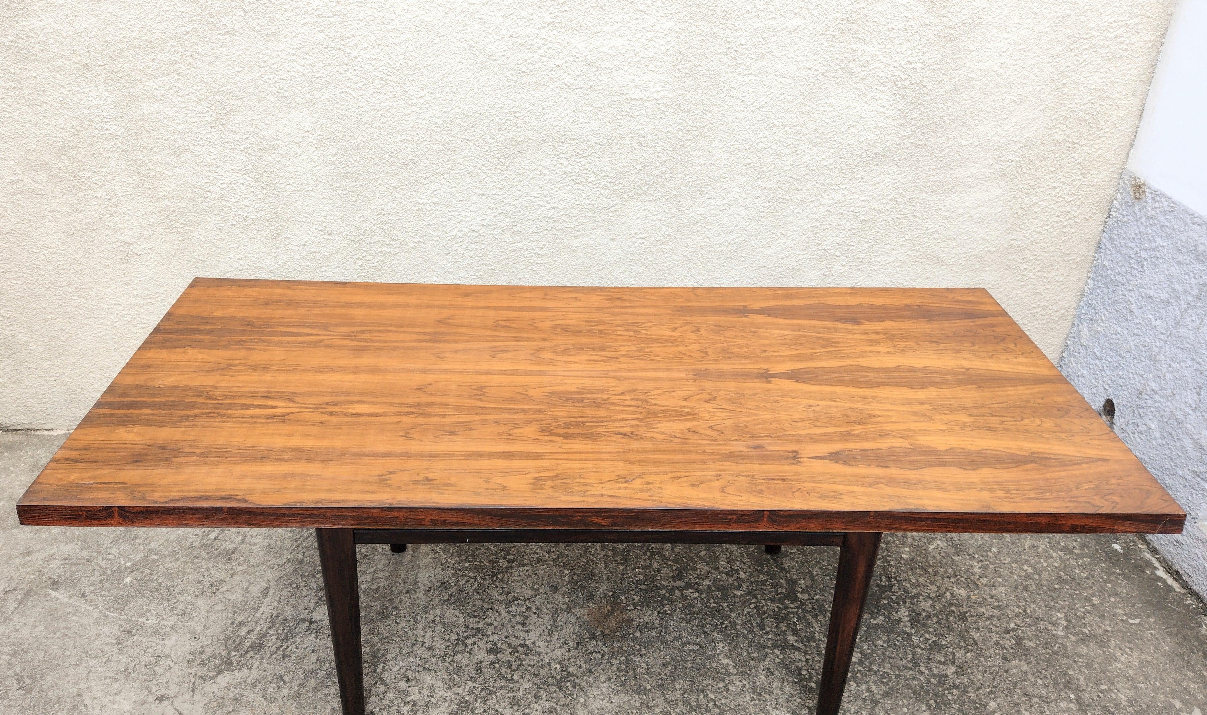 Brazilian Rectangular Table in Rosewood, 60s For Sale 11