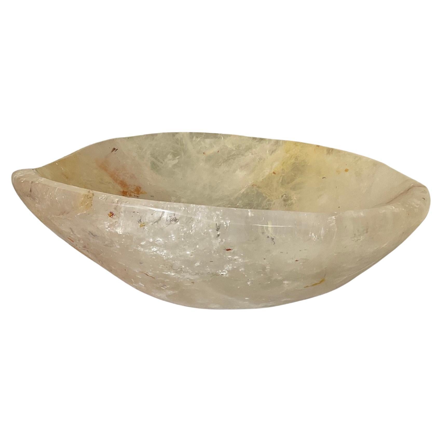 Vasque en cristal de roche brésilien en vente