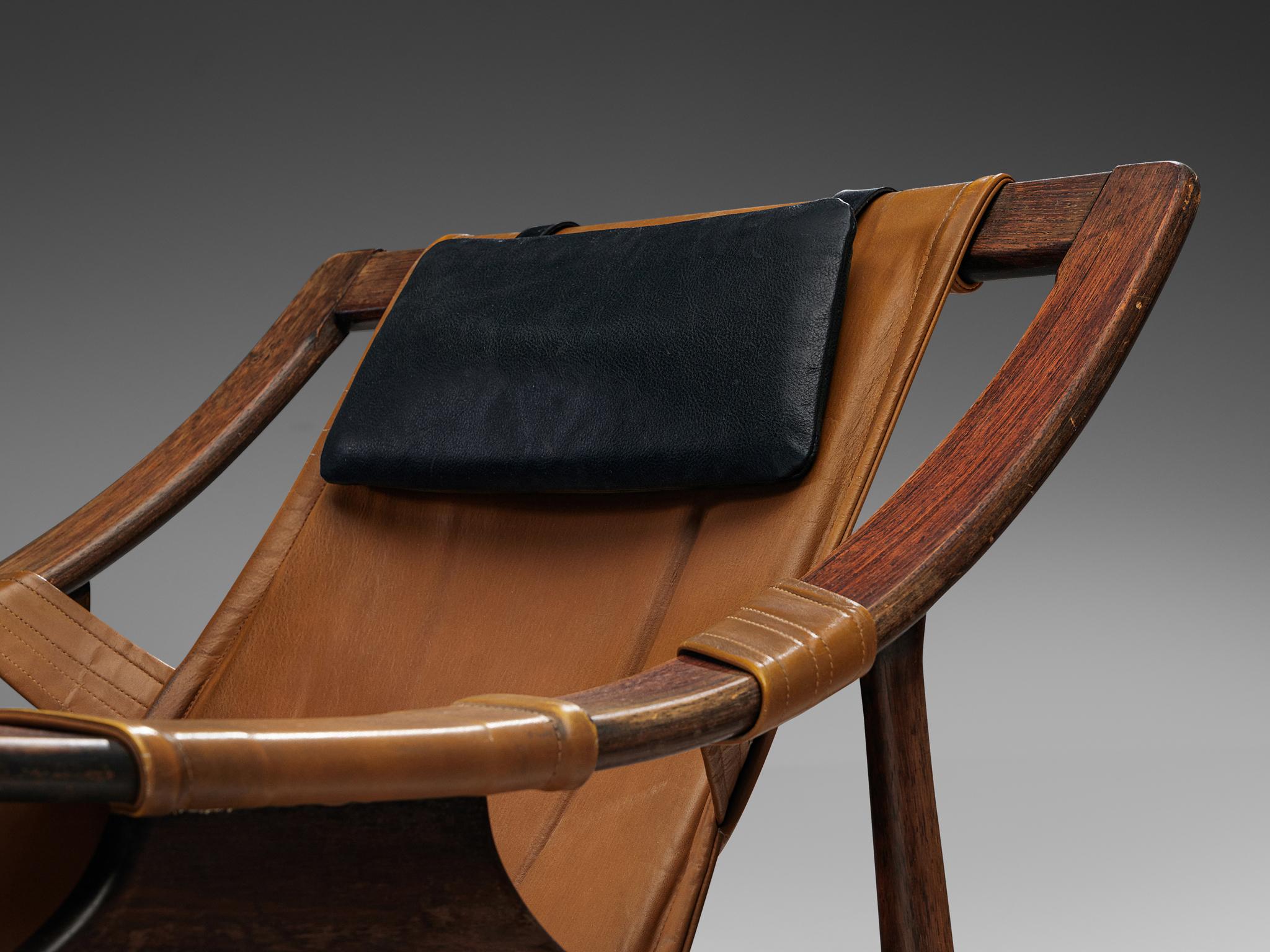 Mid-Century Modern Liceu de Artes e Oficios Brazilian Rocking Chair in Leather  For Sale