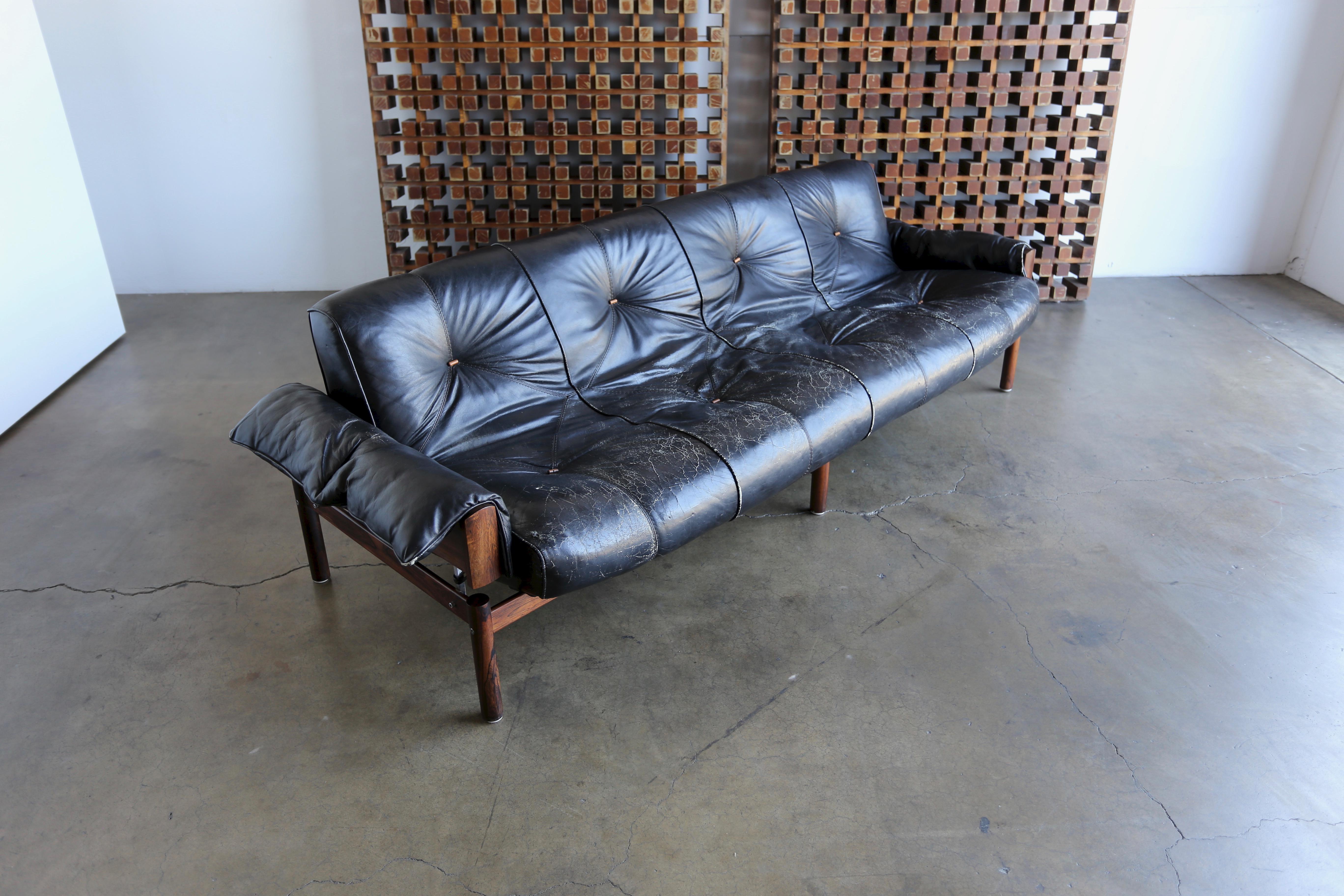 Mid-Century Modern Brazilian Rosewood and Leather Sofa by Percival Lafer