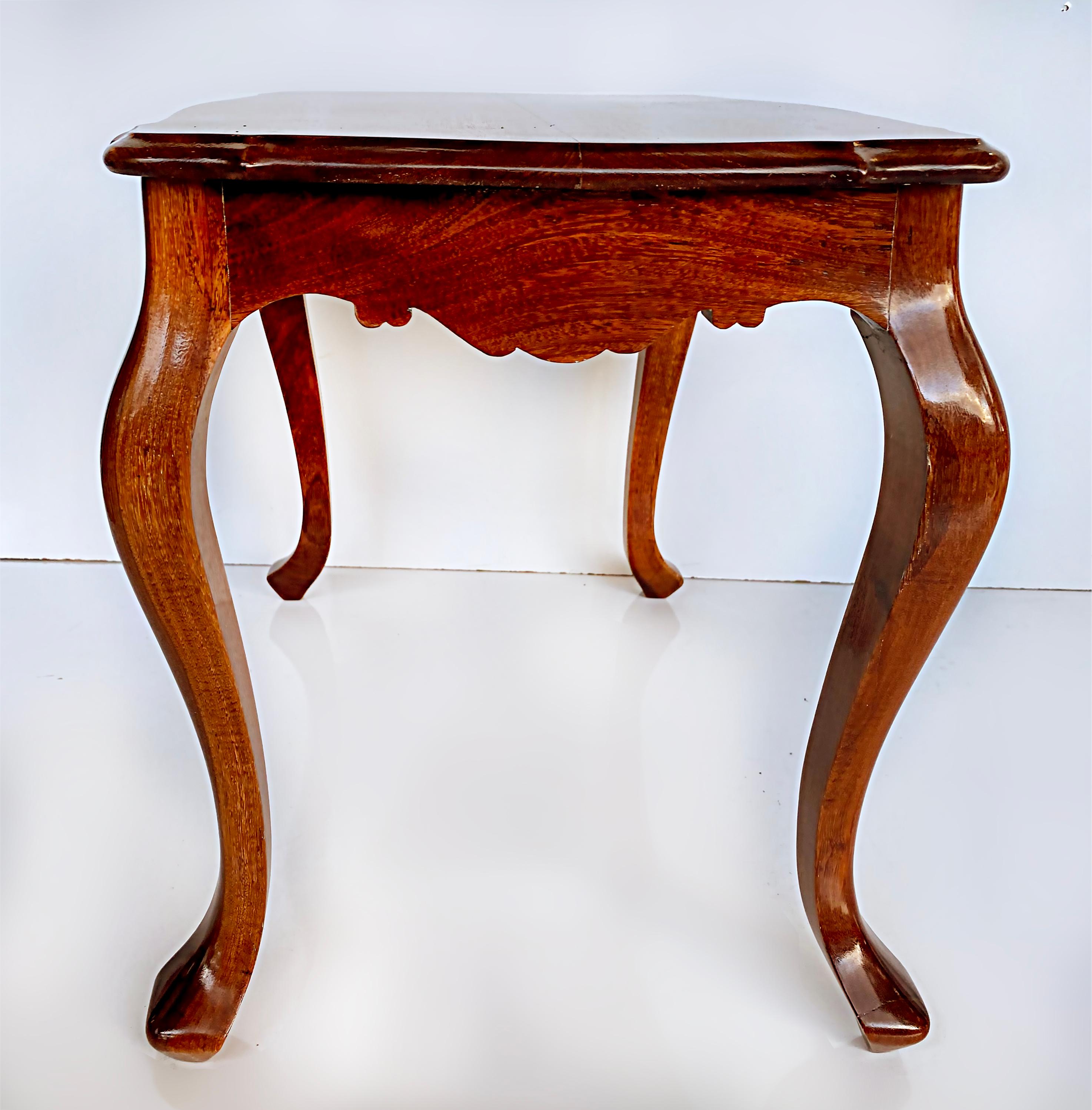 Hand-Carved Brazilian Rosewood Chippendale Style Mid-century Side Table Beautifully Restored For Sale