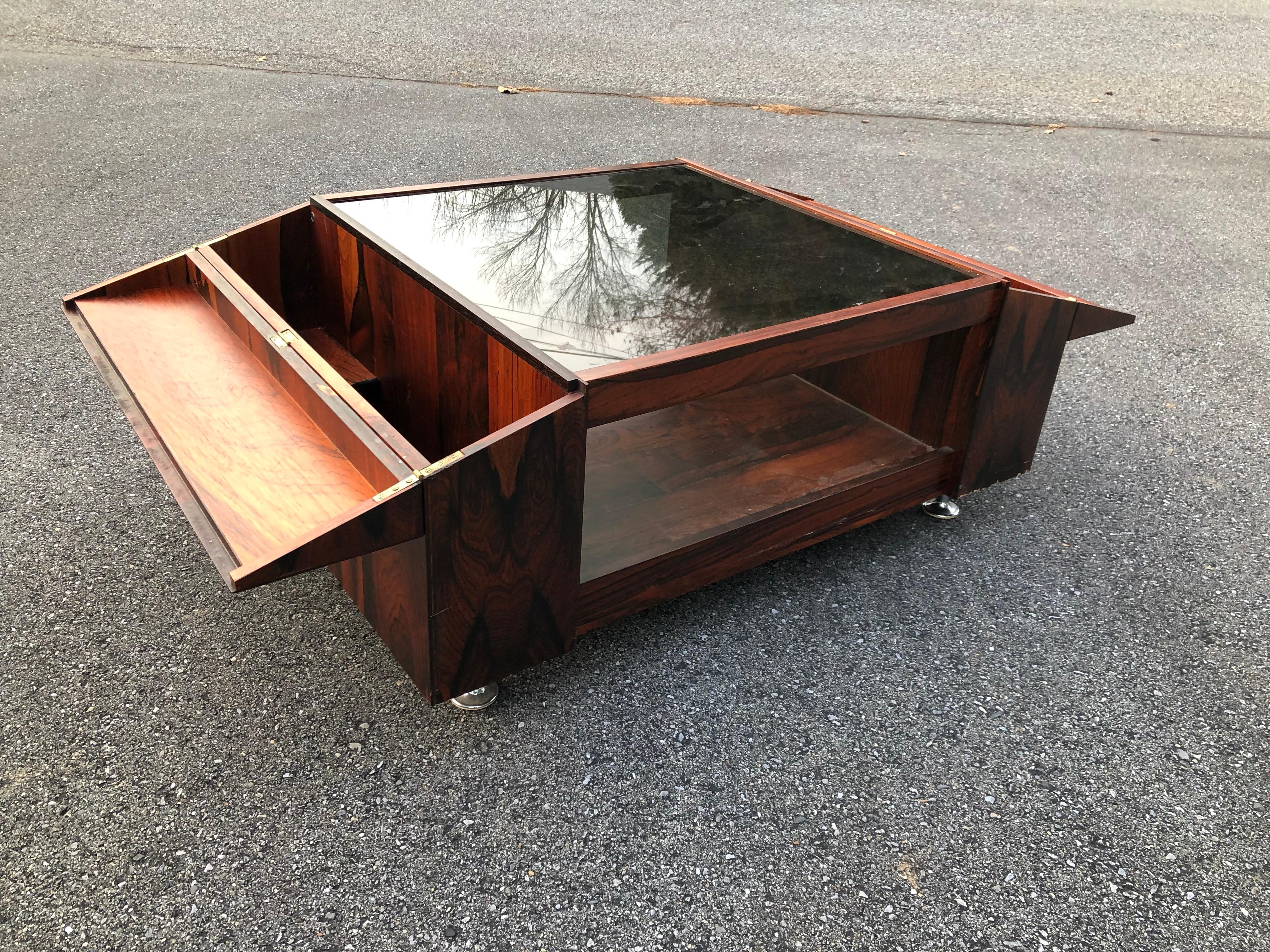 Brazilian Rosewood Coffee Table by Leif Alring im Angebot 1