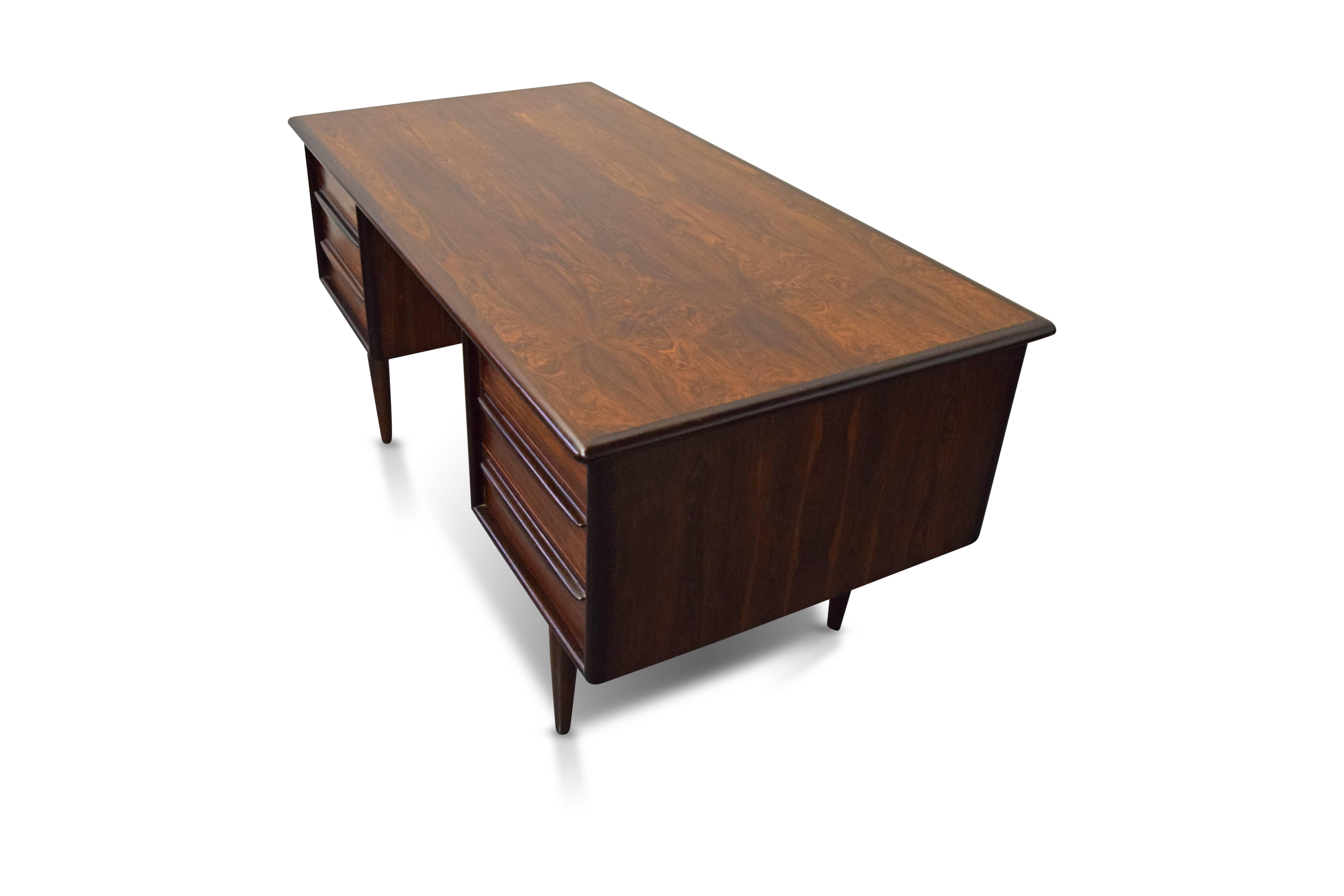 Brazilian Rosewood Danish Desk by Falster In Good Condition In Middlesex, NJ