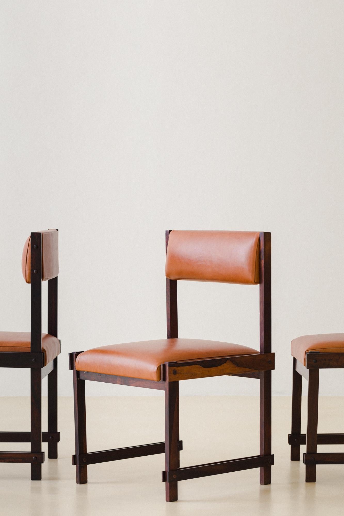 Brazilian Rosewood Dining Chairs by FAI 'Fatima Arquitetura Interiores', 1960s For Sale 6