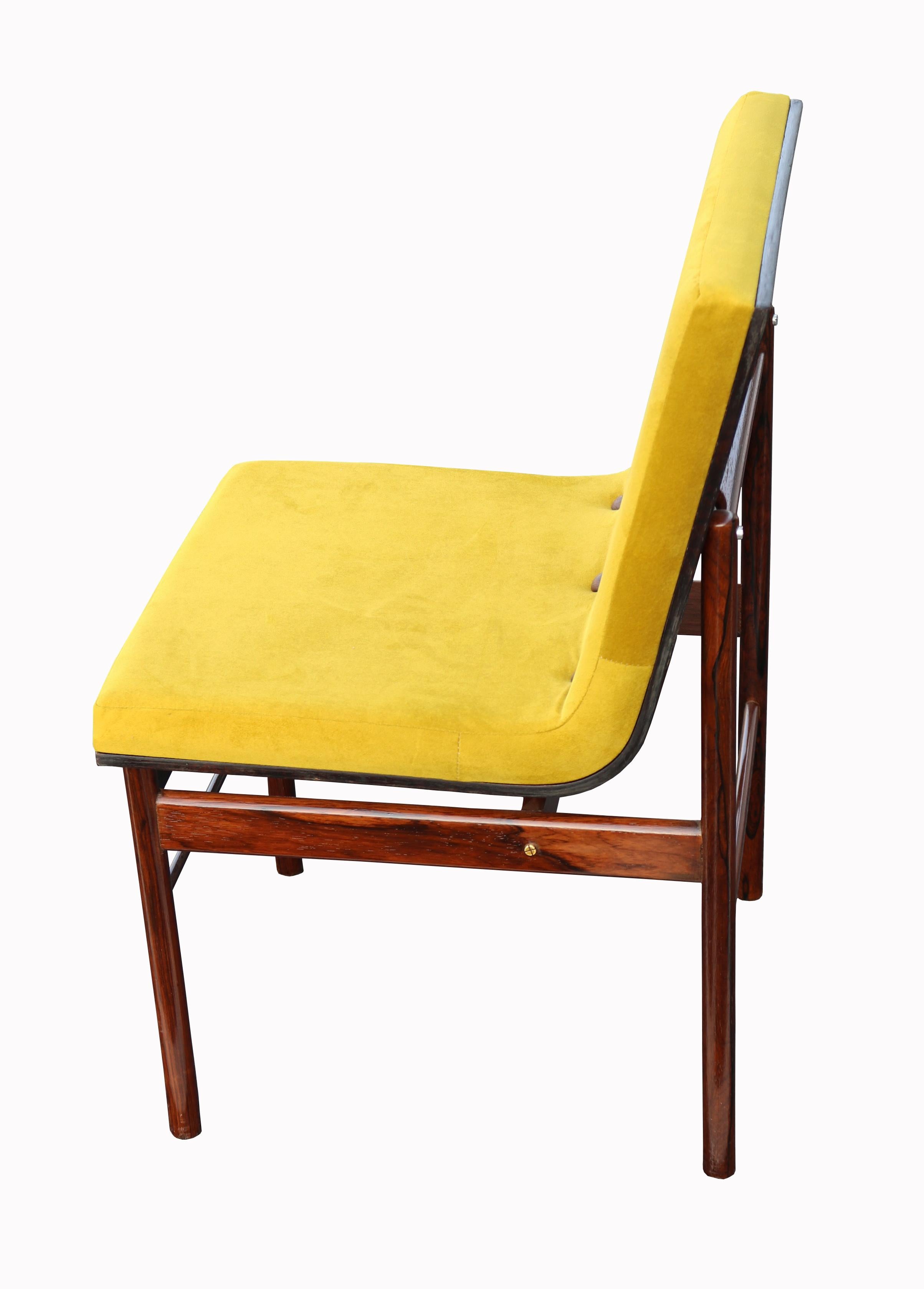 20th Century Brazilian Dining Chairs by Novo Rumo, Set of 8 For Sale
