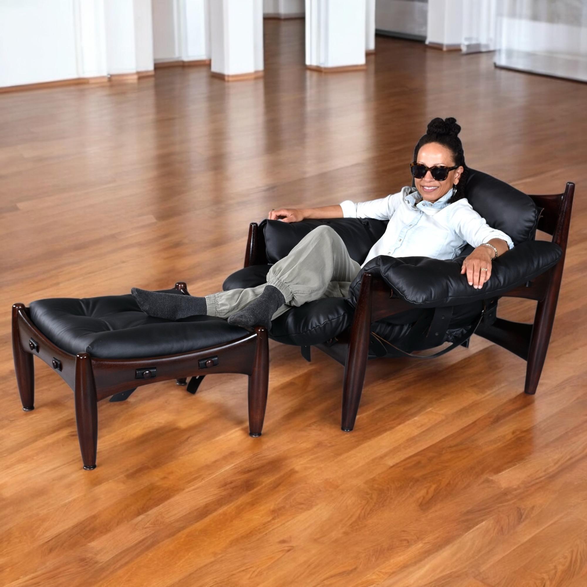 Brazilian Rosewood & Leather Sling Chair and Ottoman by Sergio Rodrigues for ISA For Sale 4