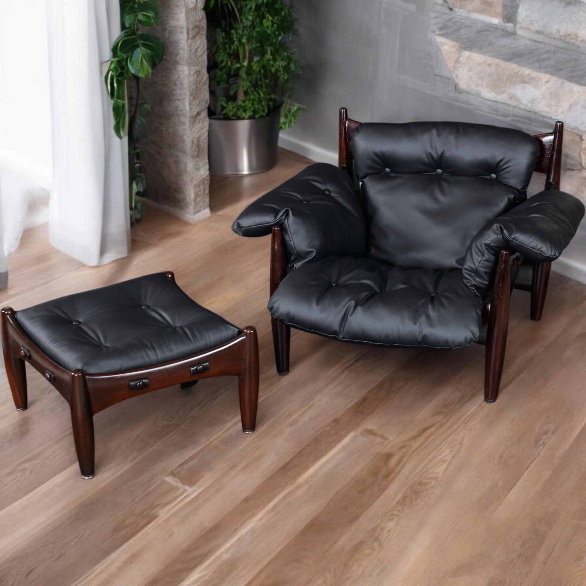 Brazilian Rosewood & Leather Sling Chair and Ottoman by Sergio Rodrigues for ISA For Sale 3