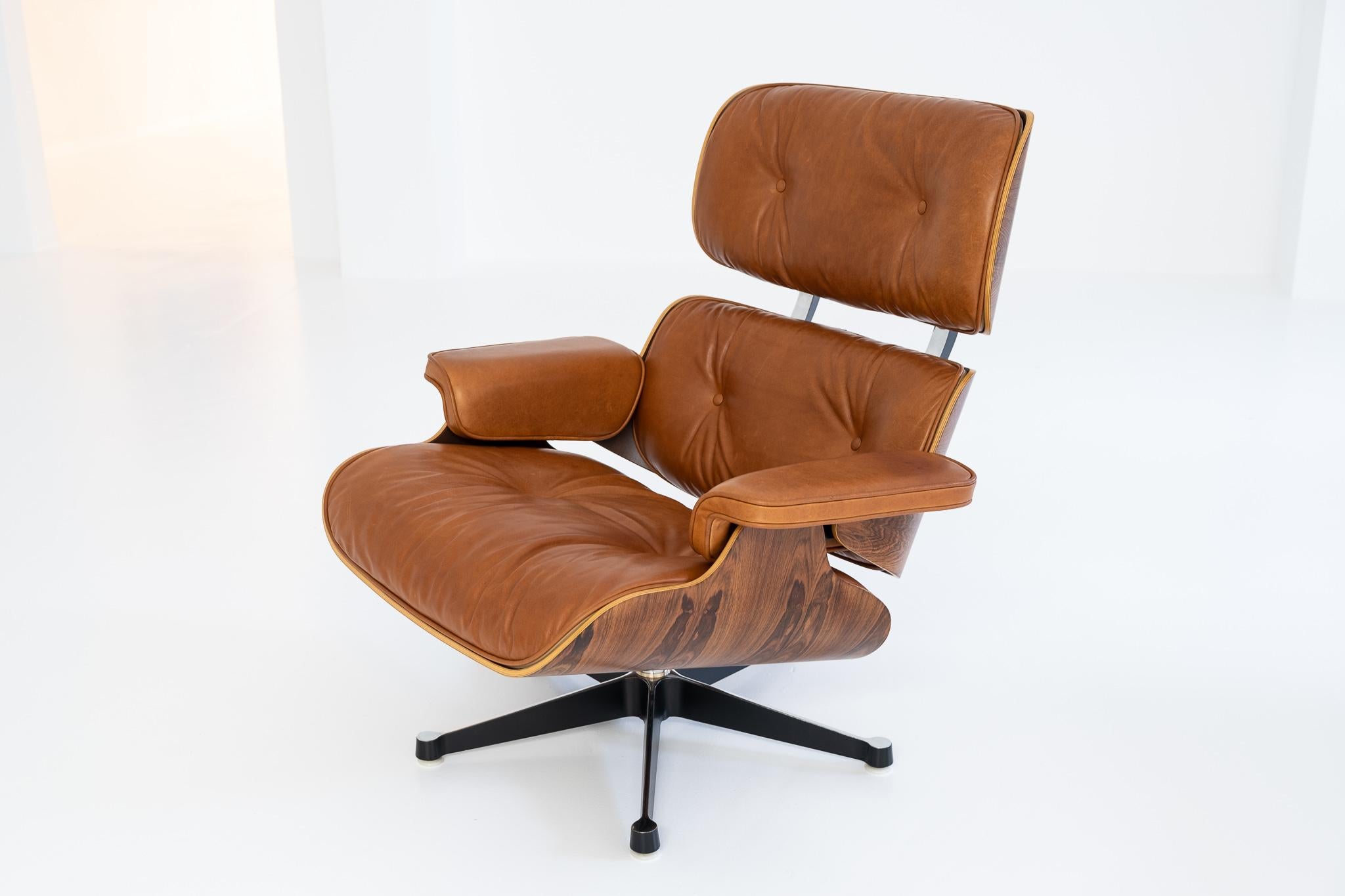 Brazilian Rosewood Lounge Chair by Ray and Charles Eames for Herman Miller, 1965 1