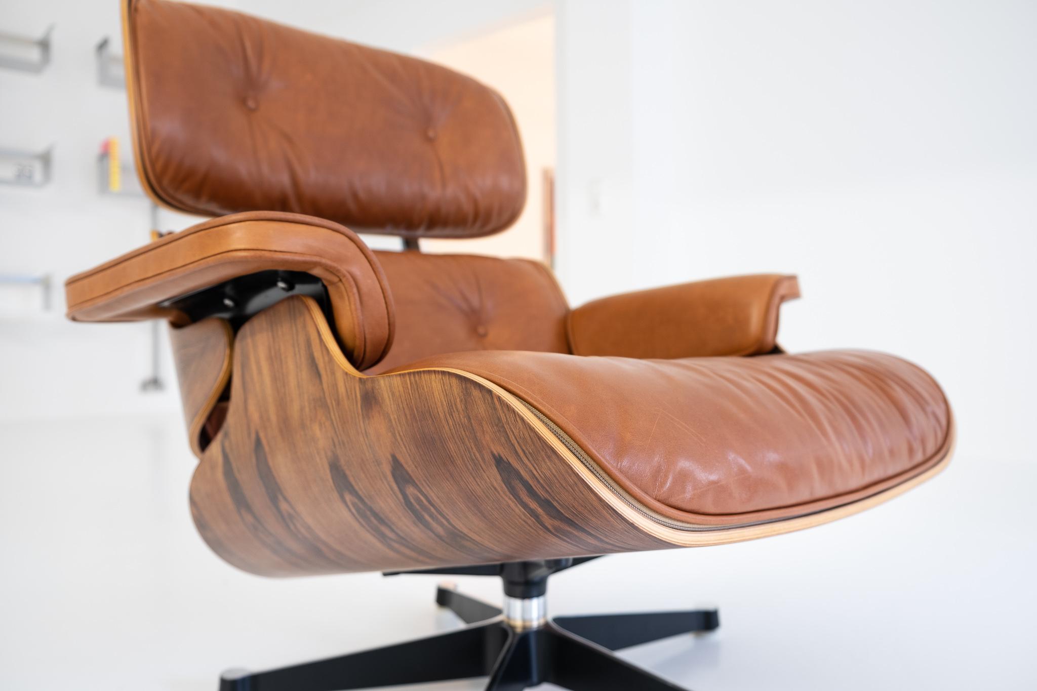 Brazilian Rosewood Lounge Chair by Ray and Charles Eames for Herman Miller, 1965 11