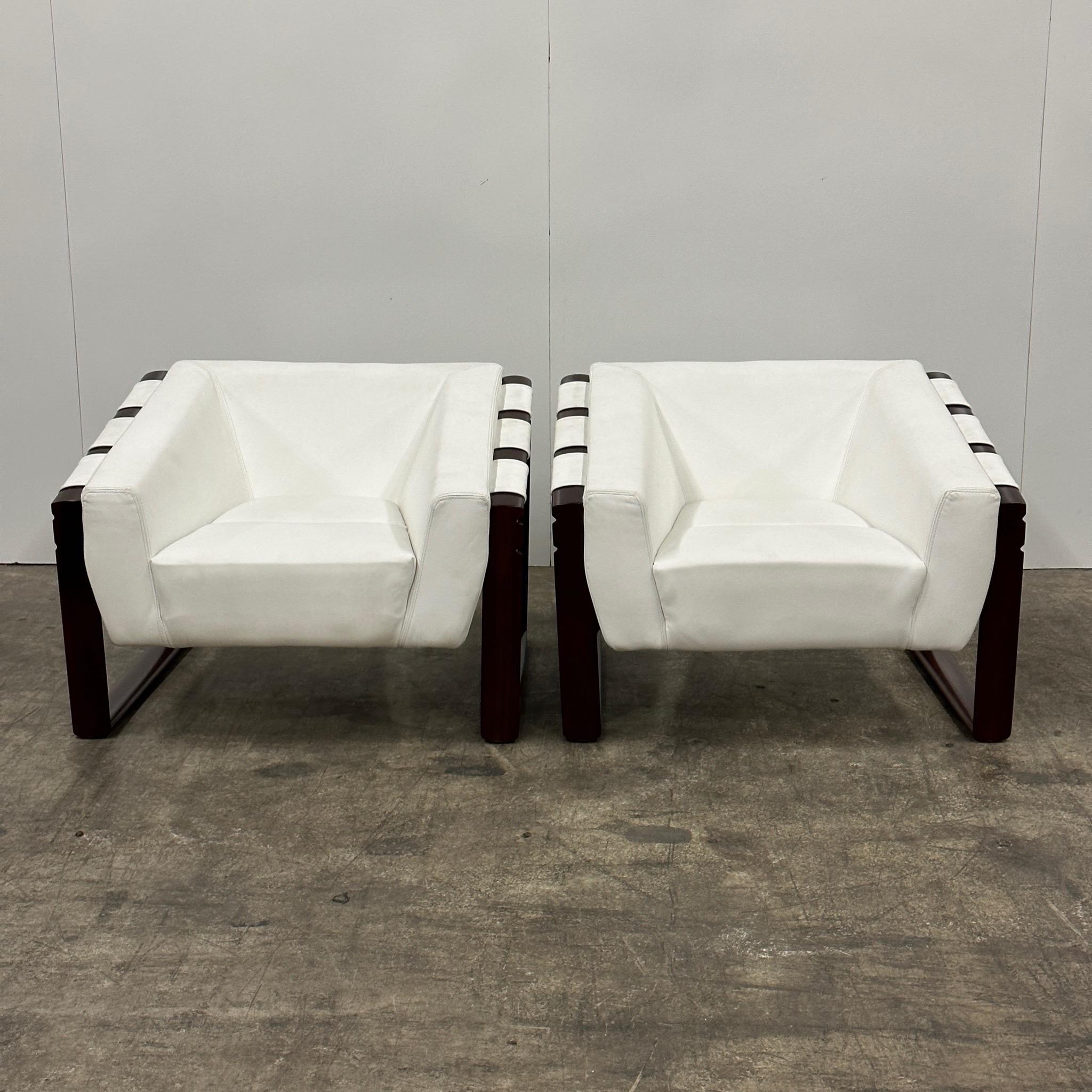Mid-20th Century Brazilian Rosewood Lounge Chairs by Percival Lafer For Sale