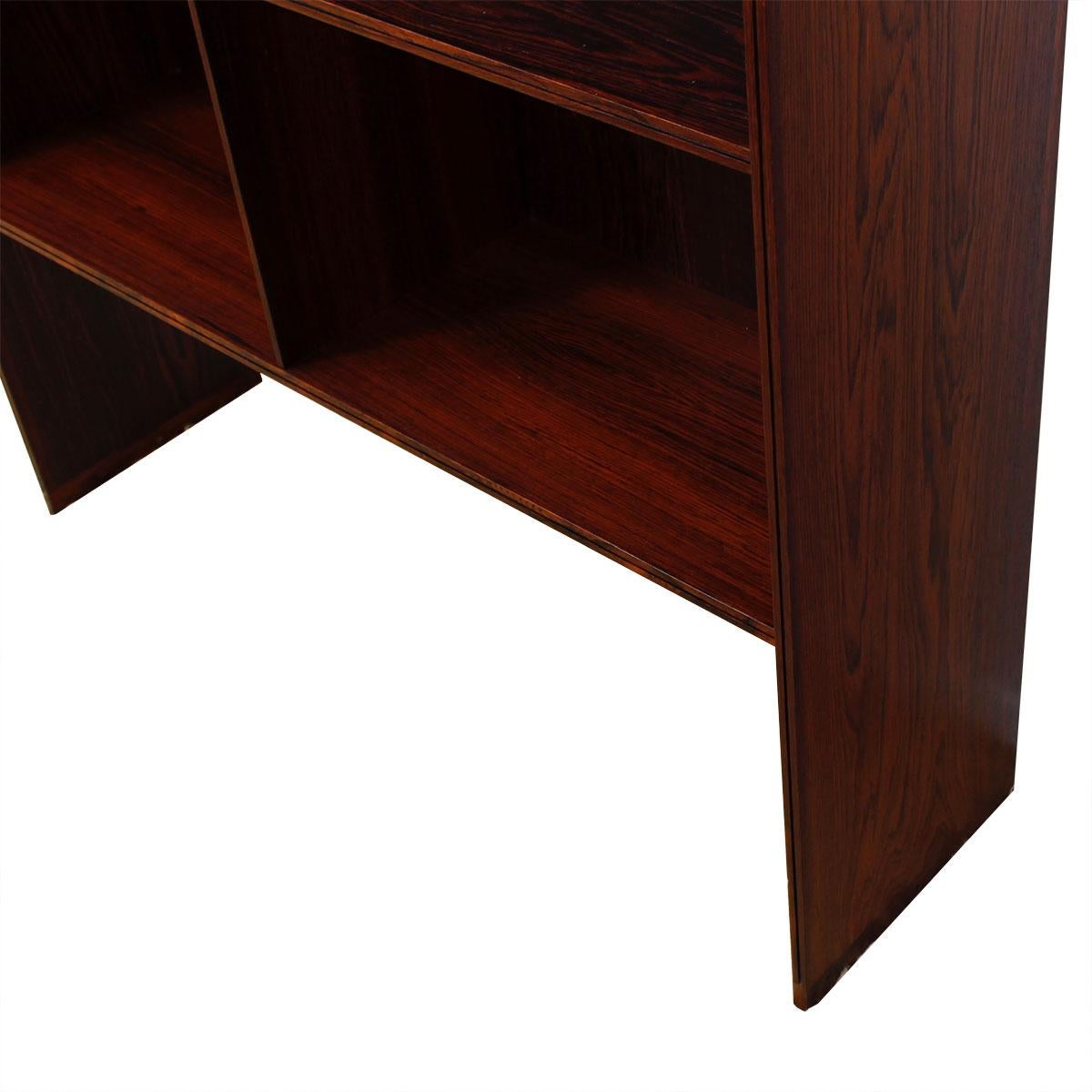Brazilian Rosewood Slender Edged Bookcase from Royal Danish Embassy In Good Condition For Sale In Kensington, MD
