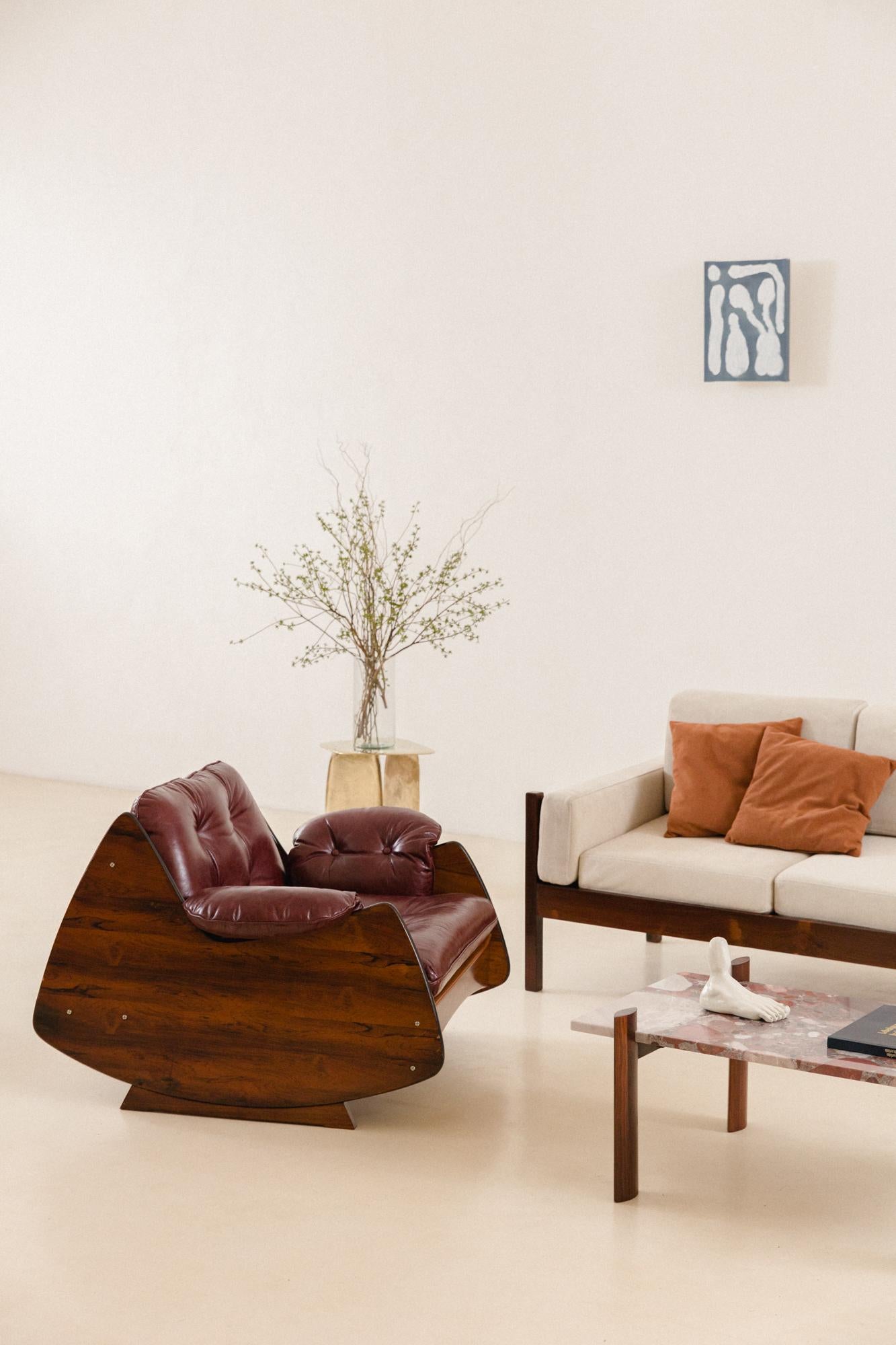 Canapé en bois de rose brésilien par Celina Decorações, design brésilien du milieu du siècle, années 1960 en vente 3