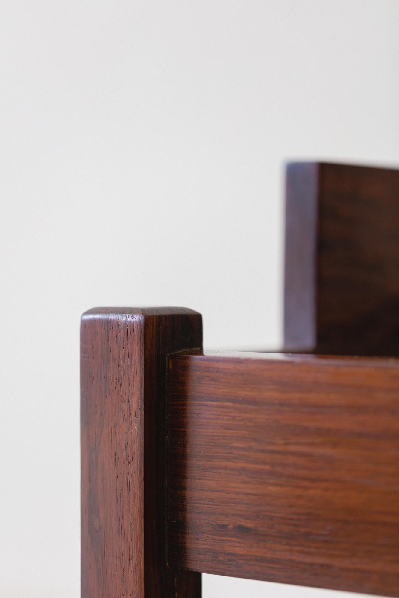 Canapé en bois de rose brésilien par Celina Decorações, design brésilien du milieu du siècle, années 1960 en vente 9