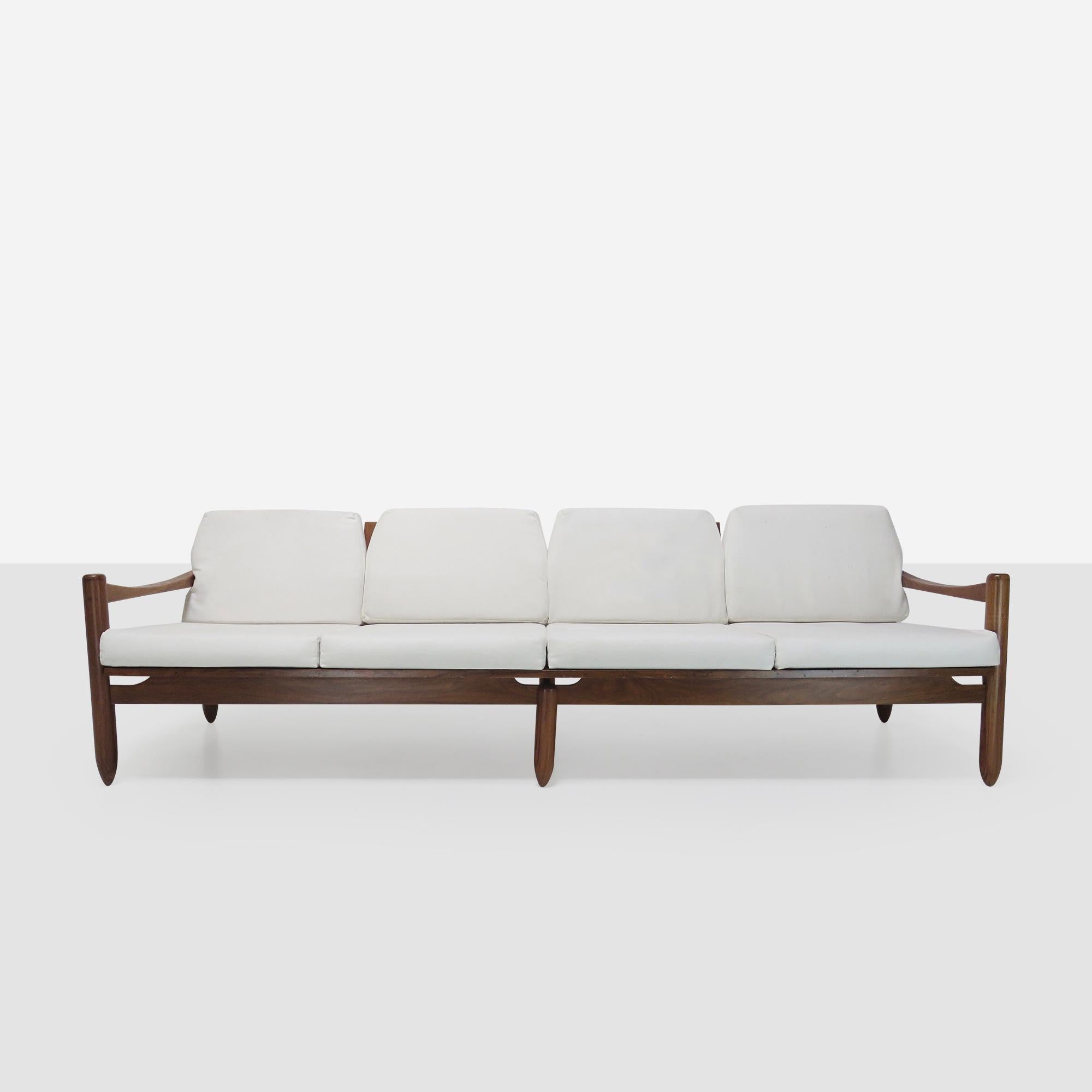 Mid-20th Century Brazilian Rosewood Sofa by Liceu de Arte e Officios For Sale