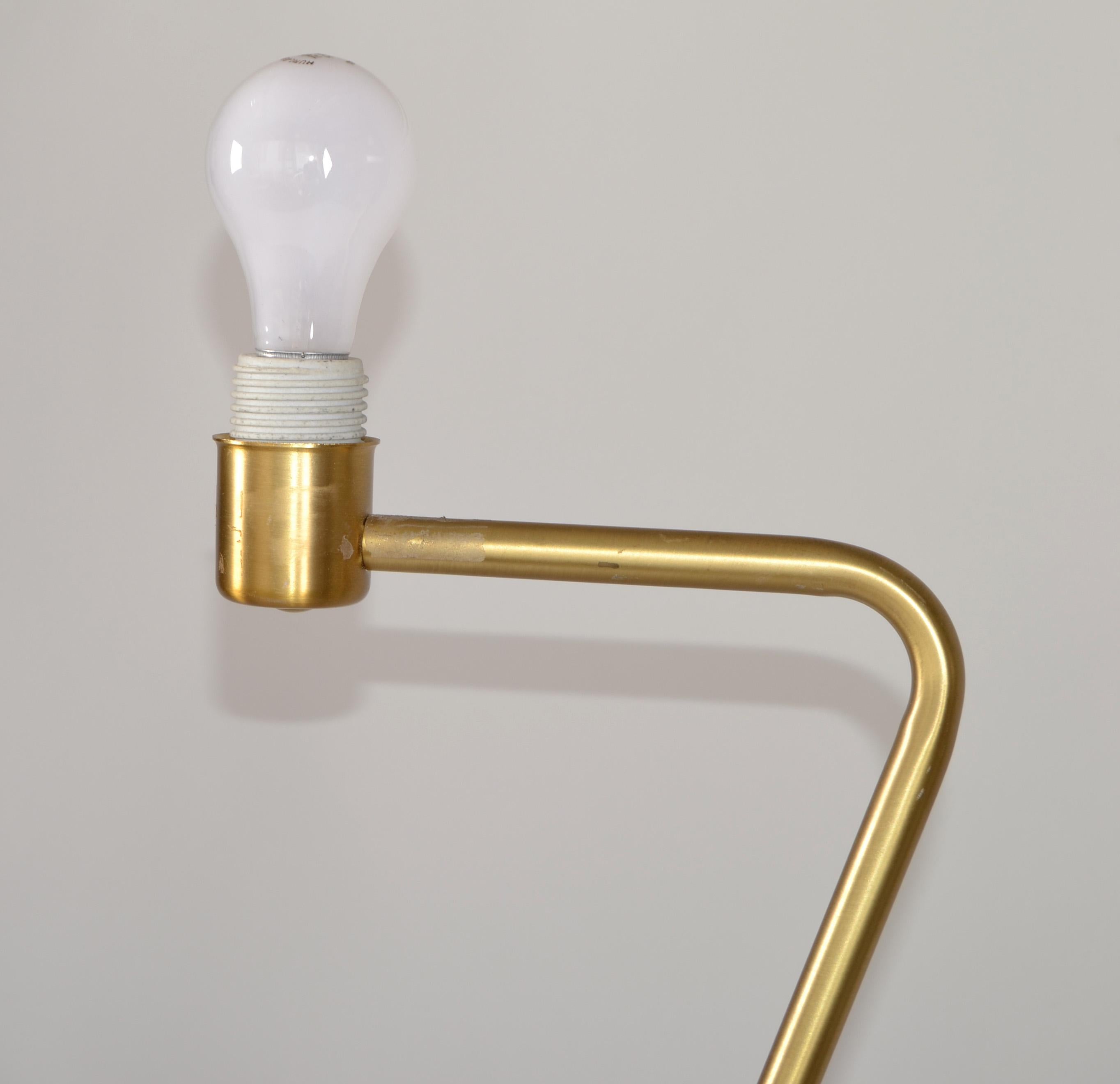 Brazilian Sculptural Walnut Brass Geometric Tripod Floor Lamp Mid-Century Modern For Sale 3