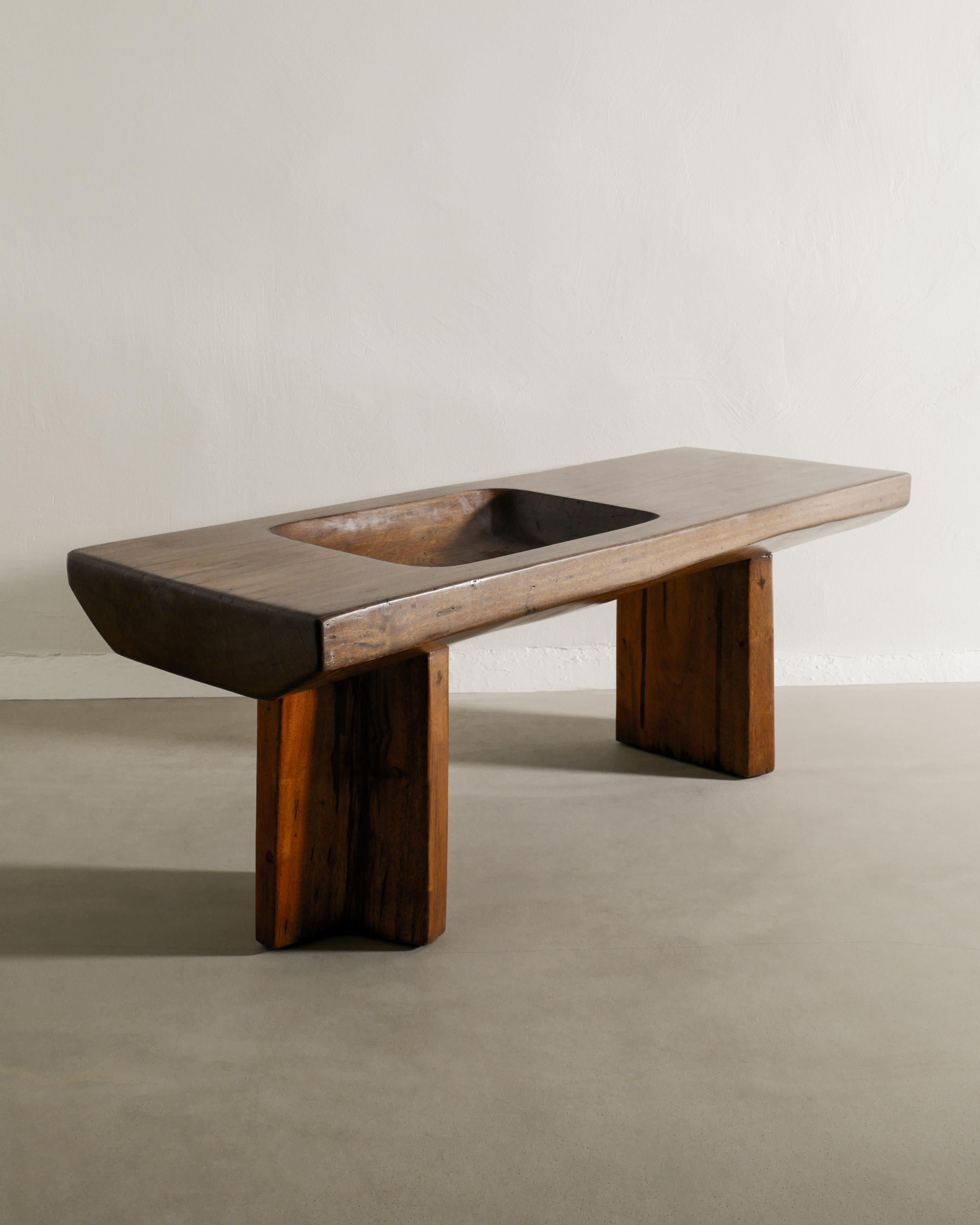 Brazilian Sofa Side Table in Pequi Wood attributed to Jose Zanine Caldas, 1970s In Good Condition In Stockholm, SE