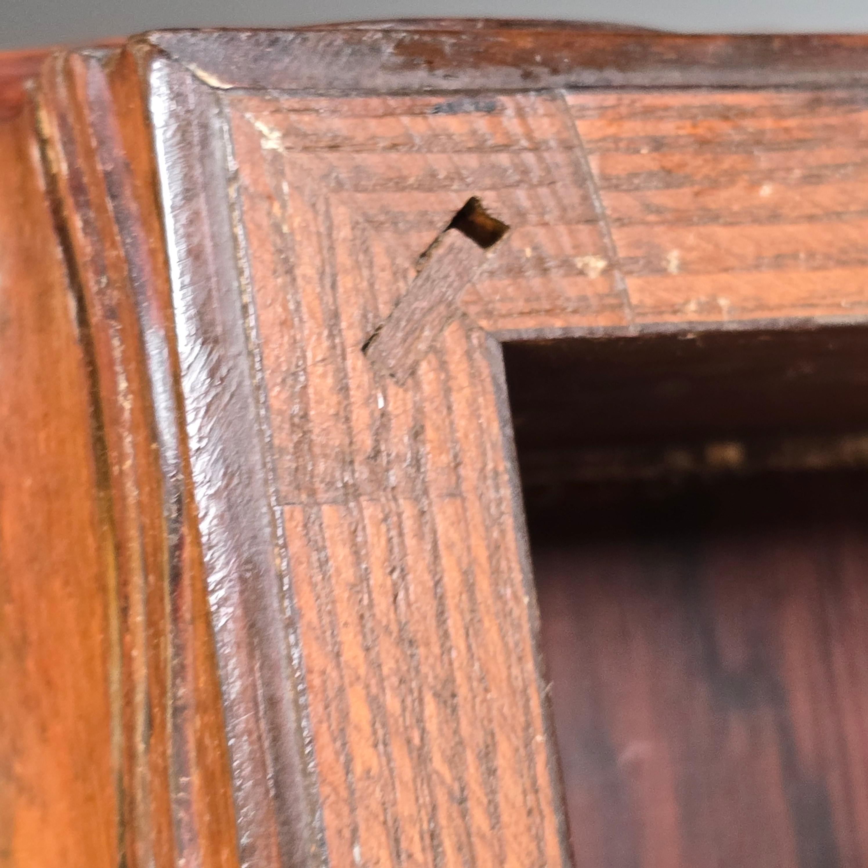 Caja de sobremesa brasileña de palisandro en venta 5