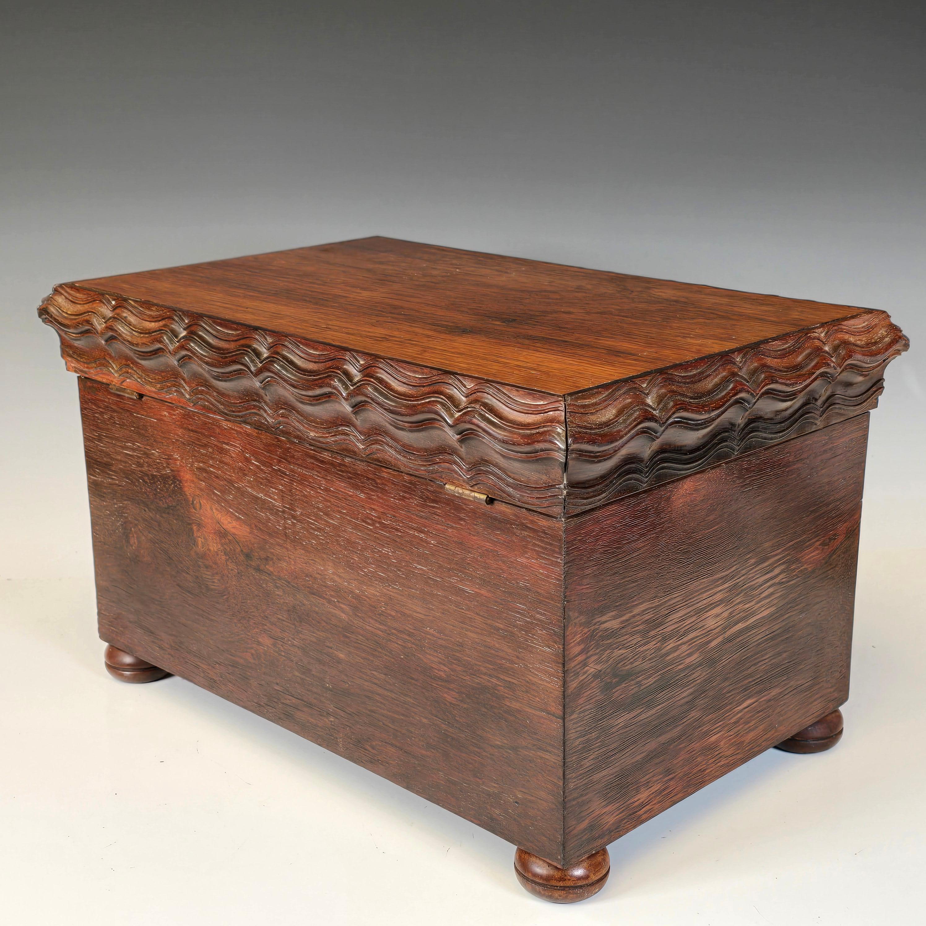 Caja de sobremesa brasileña de palisandro en Bueno estado para la venta en Kilmarnock, VA