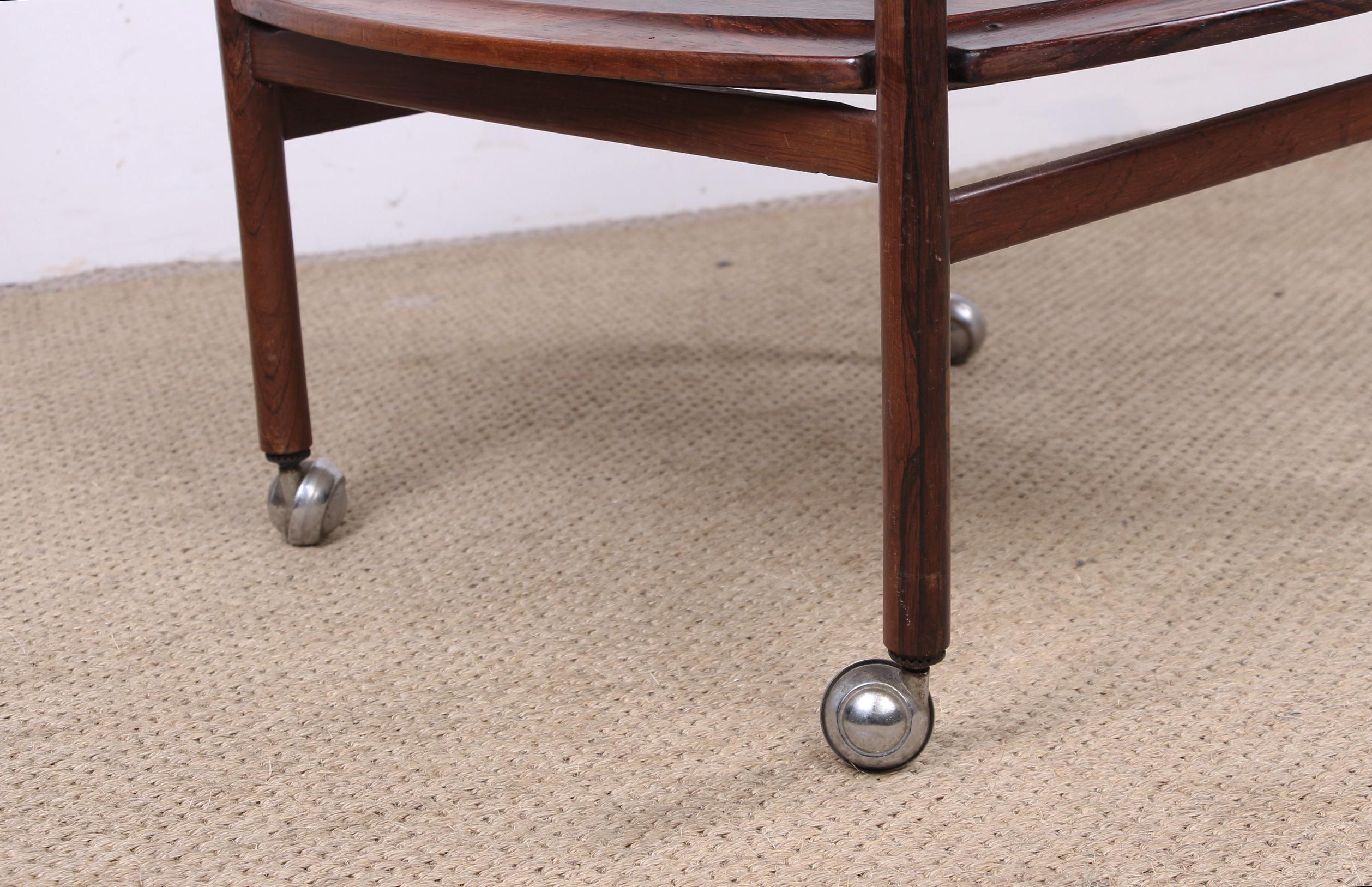 Brazilian Table with 2 Reversible Rosewood and Formica Trays by Cantù Móveis 1