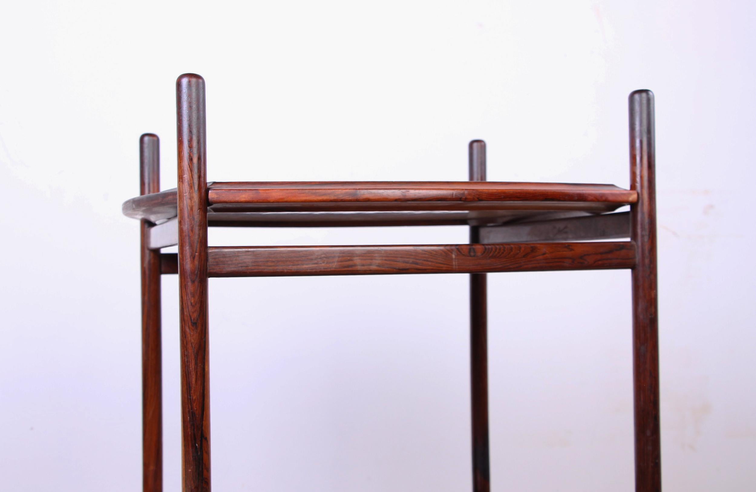 Brazilian Table with 2 Reversible Rosewood and Formica Trays by Cantù Móveis For Sale 3
