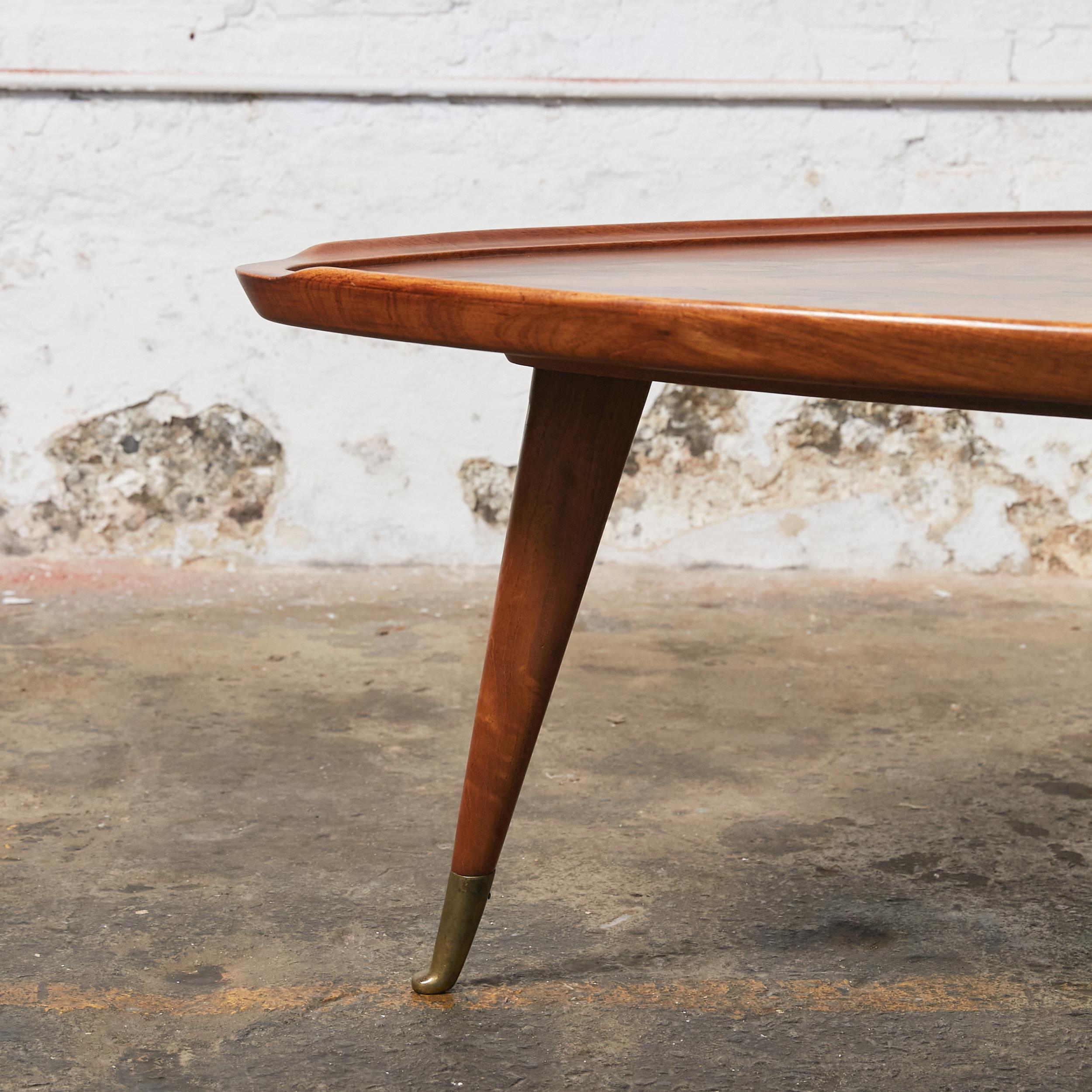 Veneer Brazilian Triangular Coffee Table in the Manner of Giuseppe Scapinelli For Sale