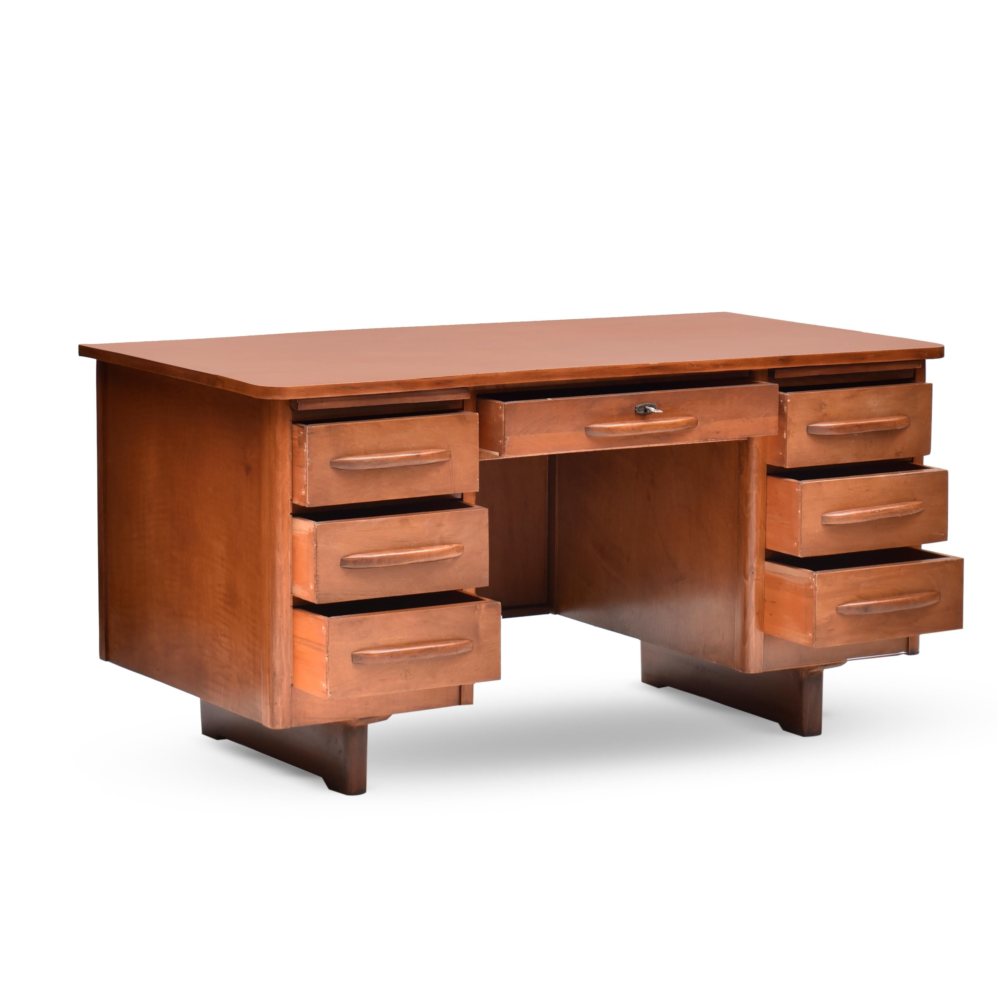 Brazilian Writing Desk with 7 drawers In Good Condition In Sao Paulo, SP