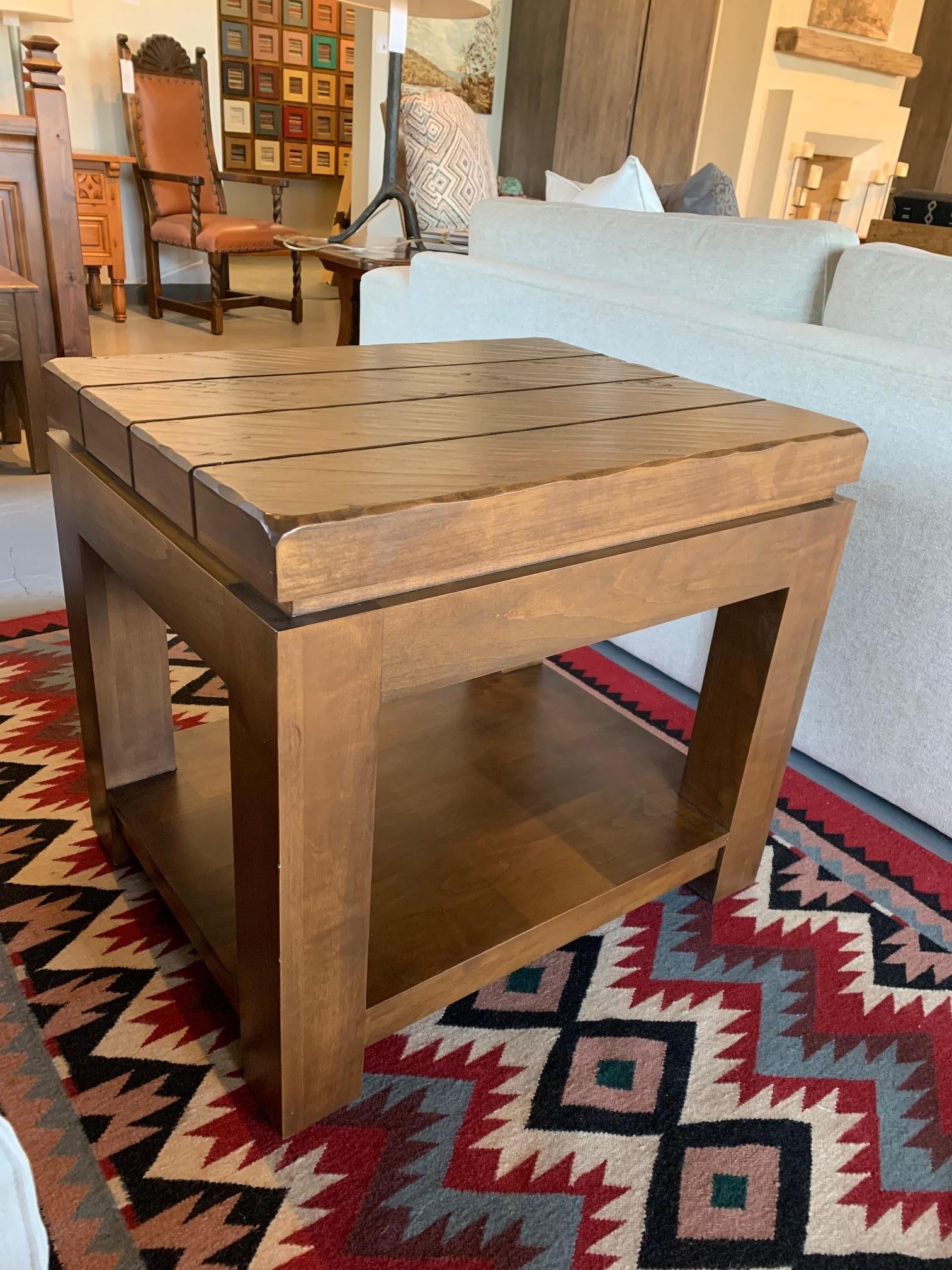Brazos End Table In New Condition For Sale In Albuquerque, NM