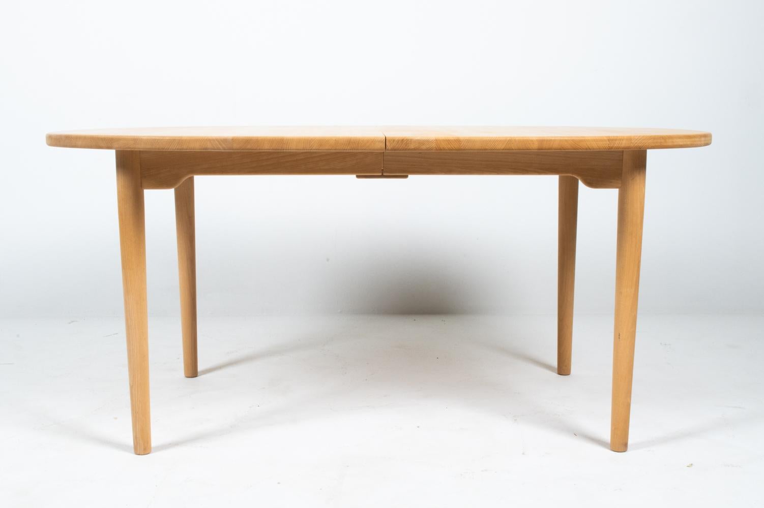 Brdr. Andersen Danish Mid-Century Beech Dining Table For Sale 4